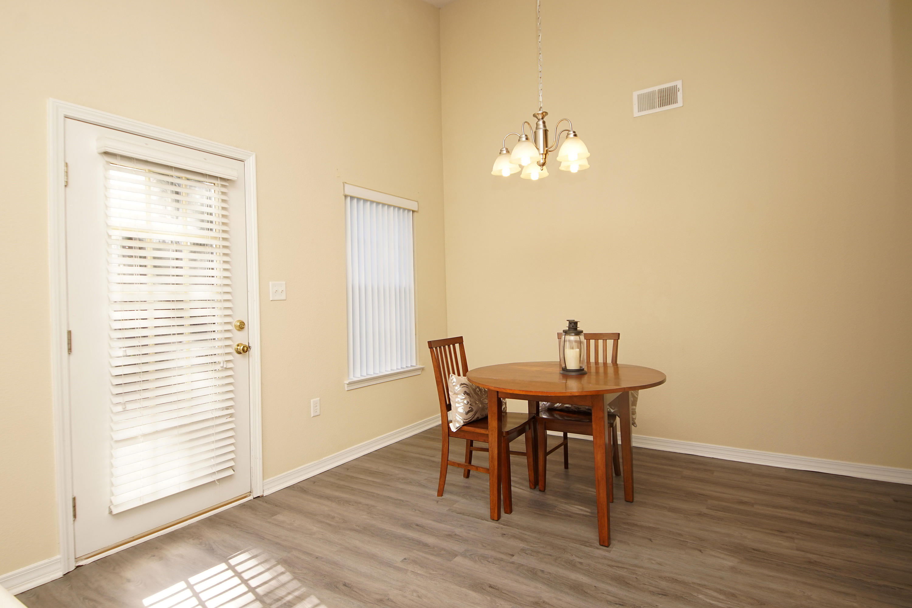 MARSH HARBOR - Residential