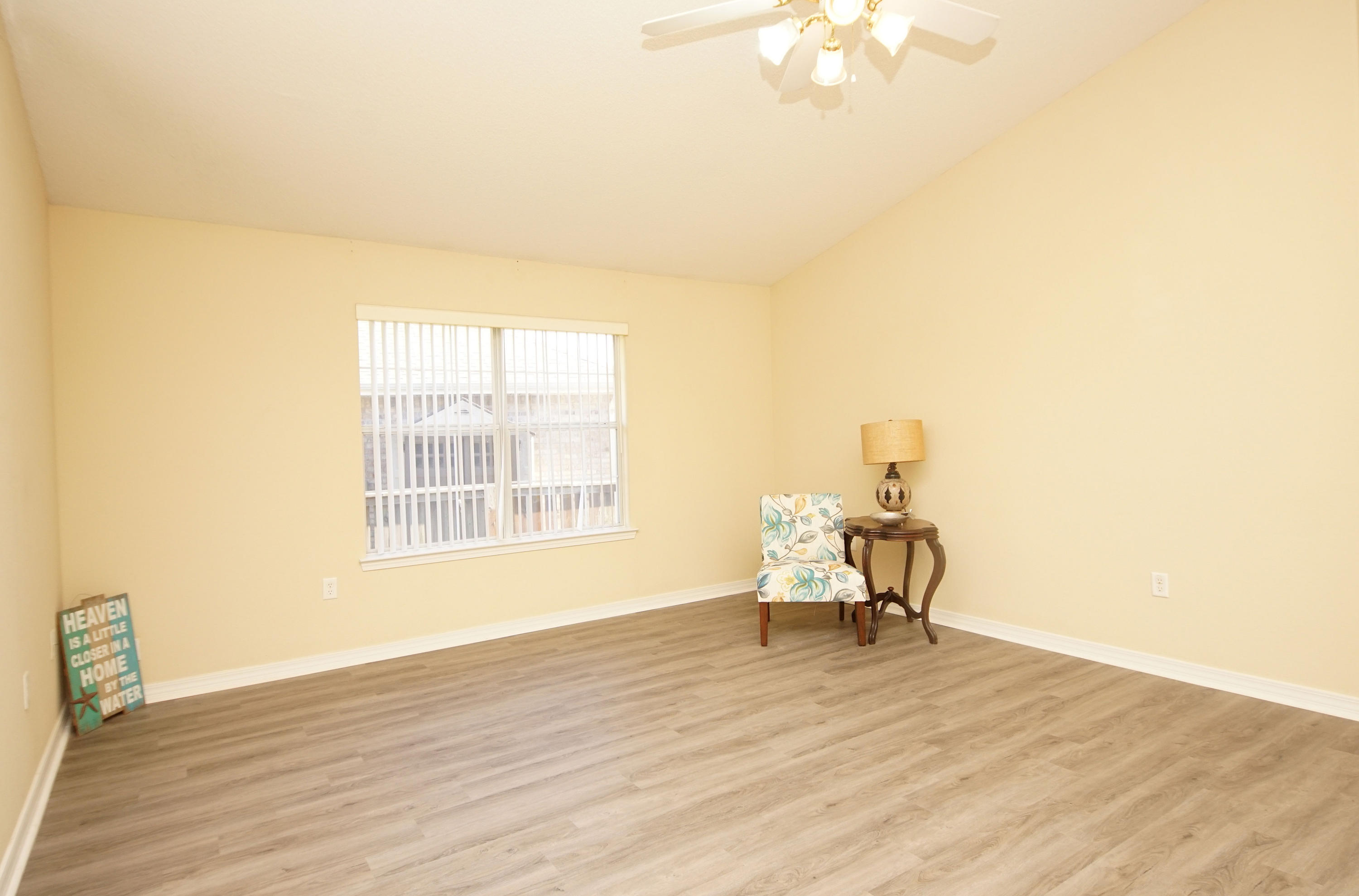 MARSH HARBOR - Residential