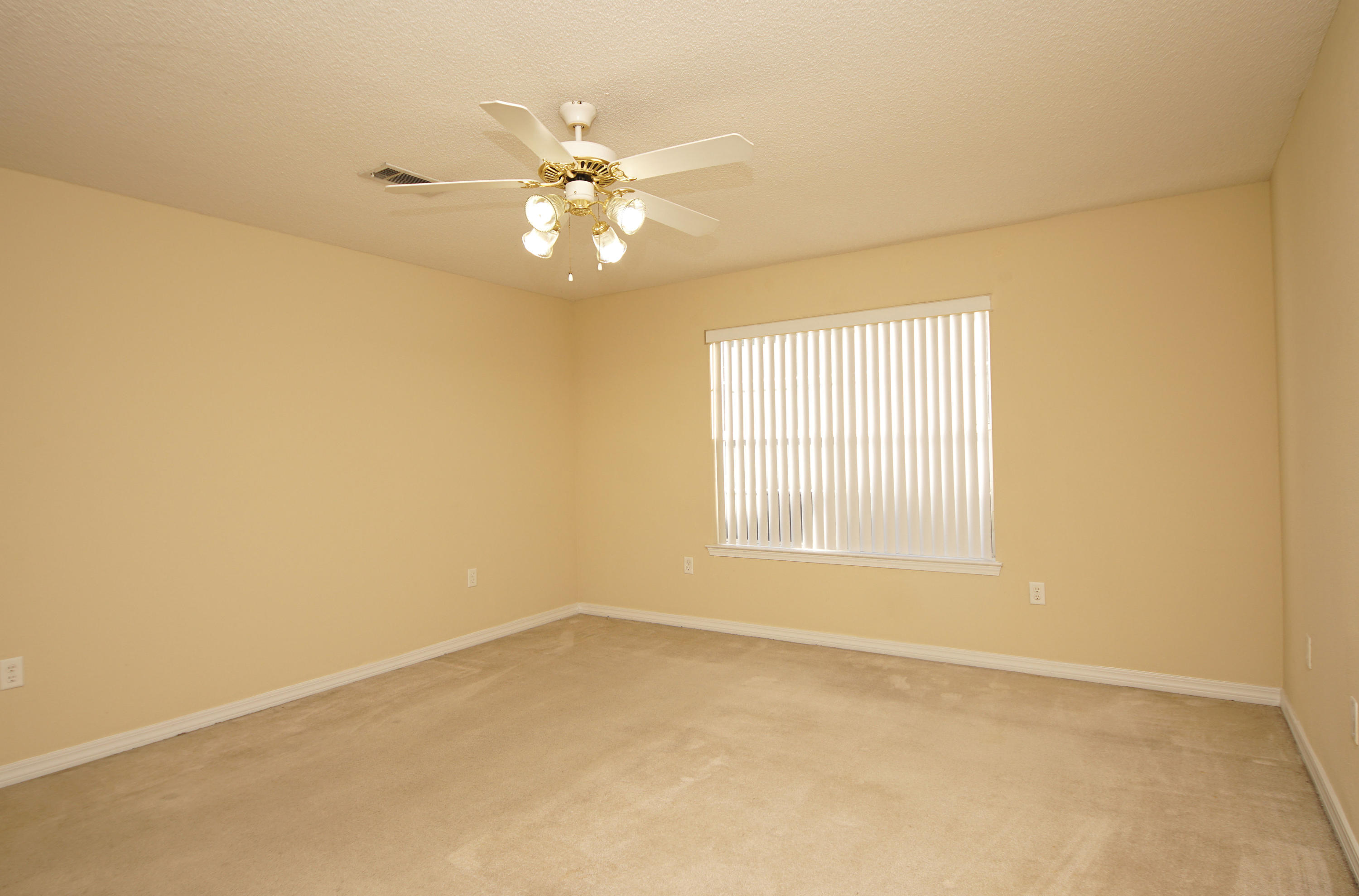 MARSH HARBOR - Residential