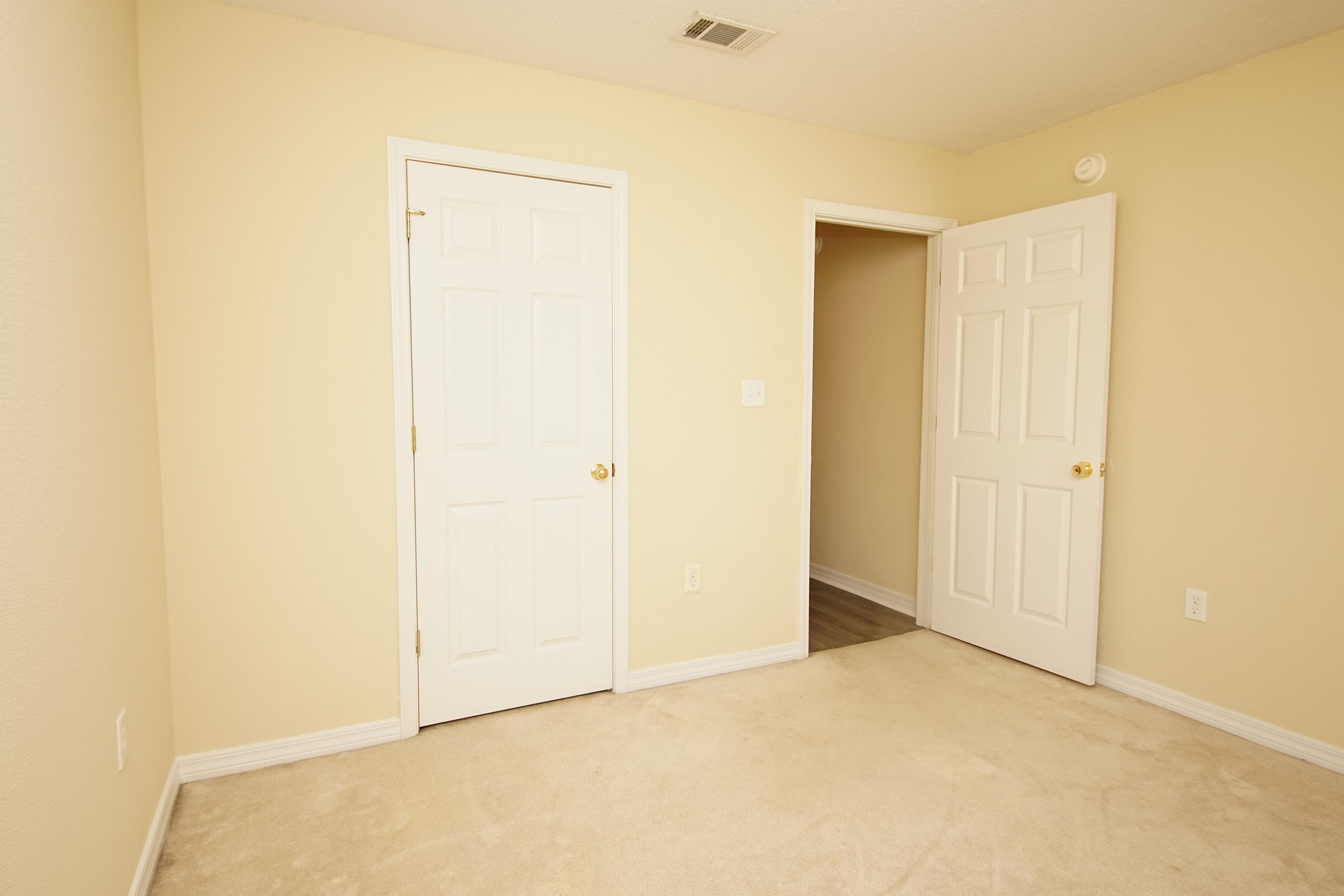 MARSH HARBOR - Residential