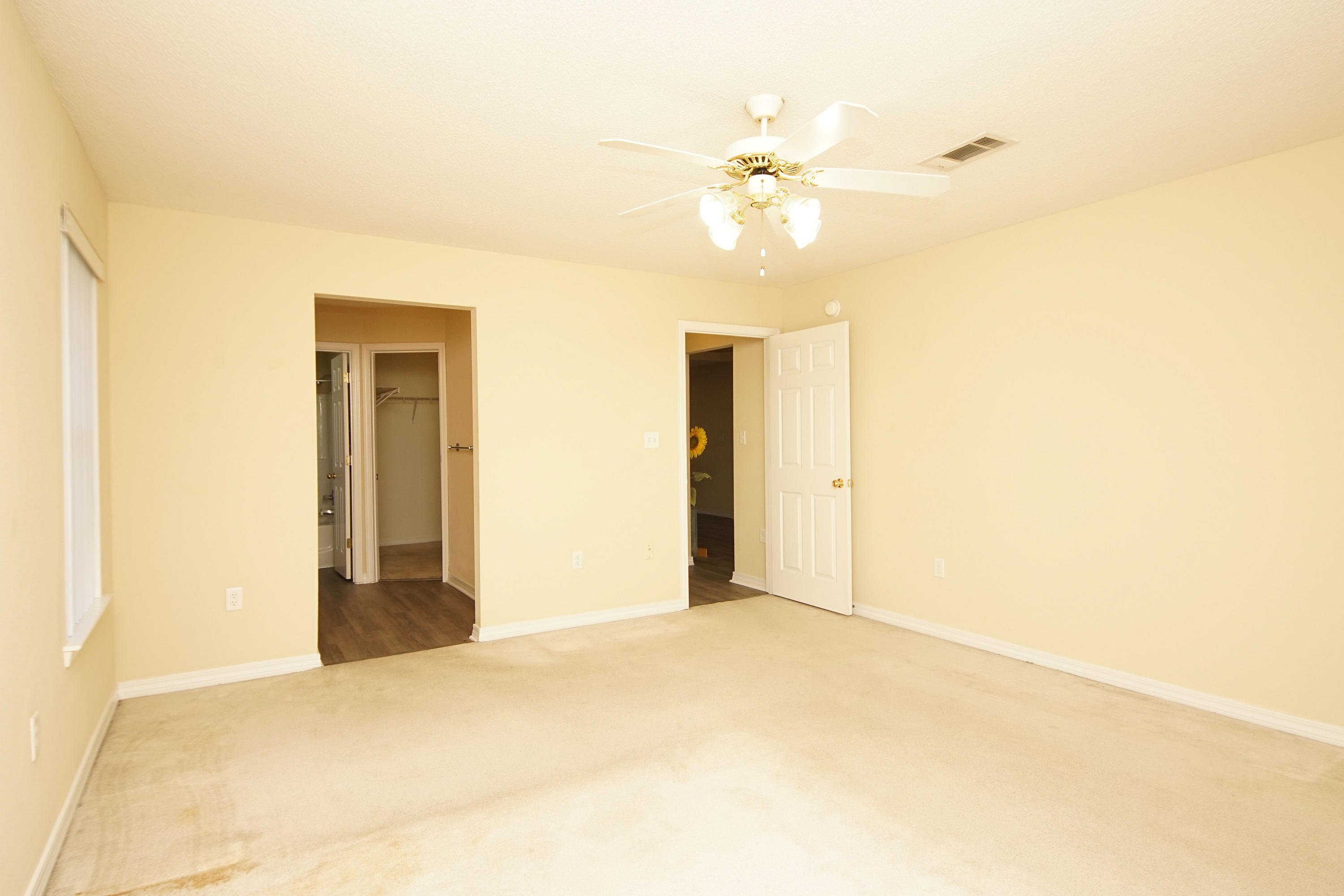 MARSH HARBOR - Residential