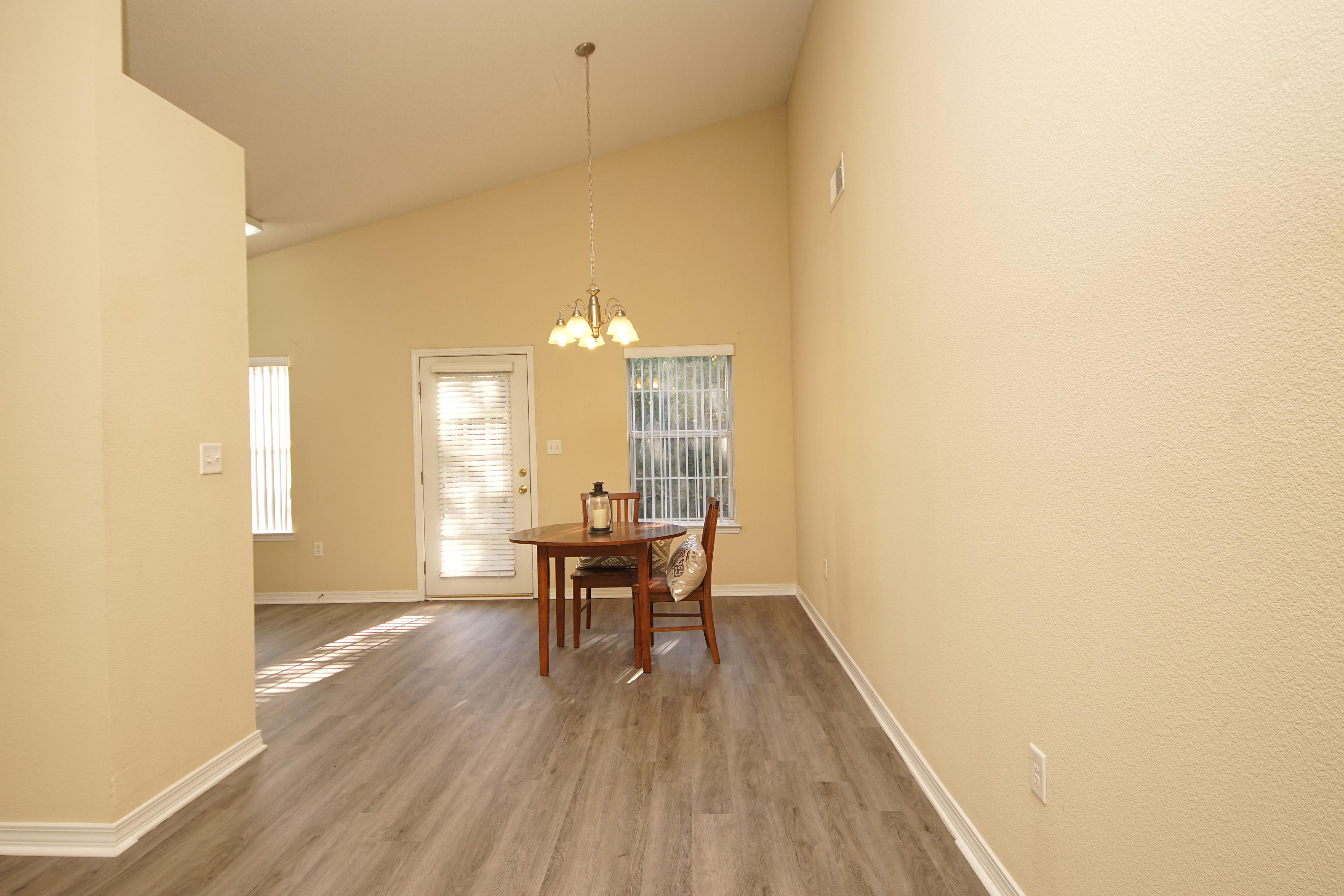 MARSH HARBOR - Residential