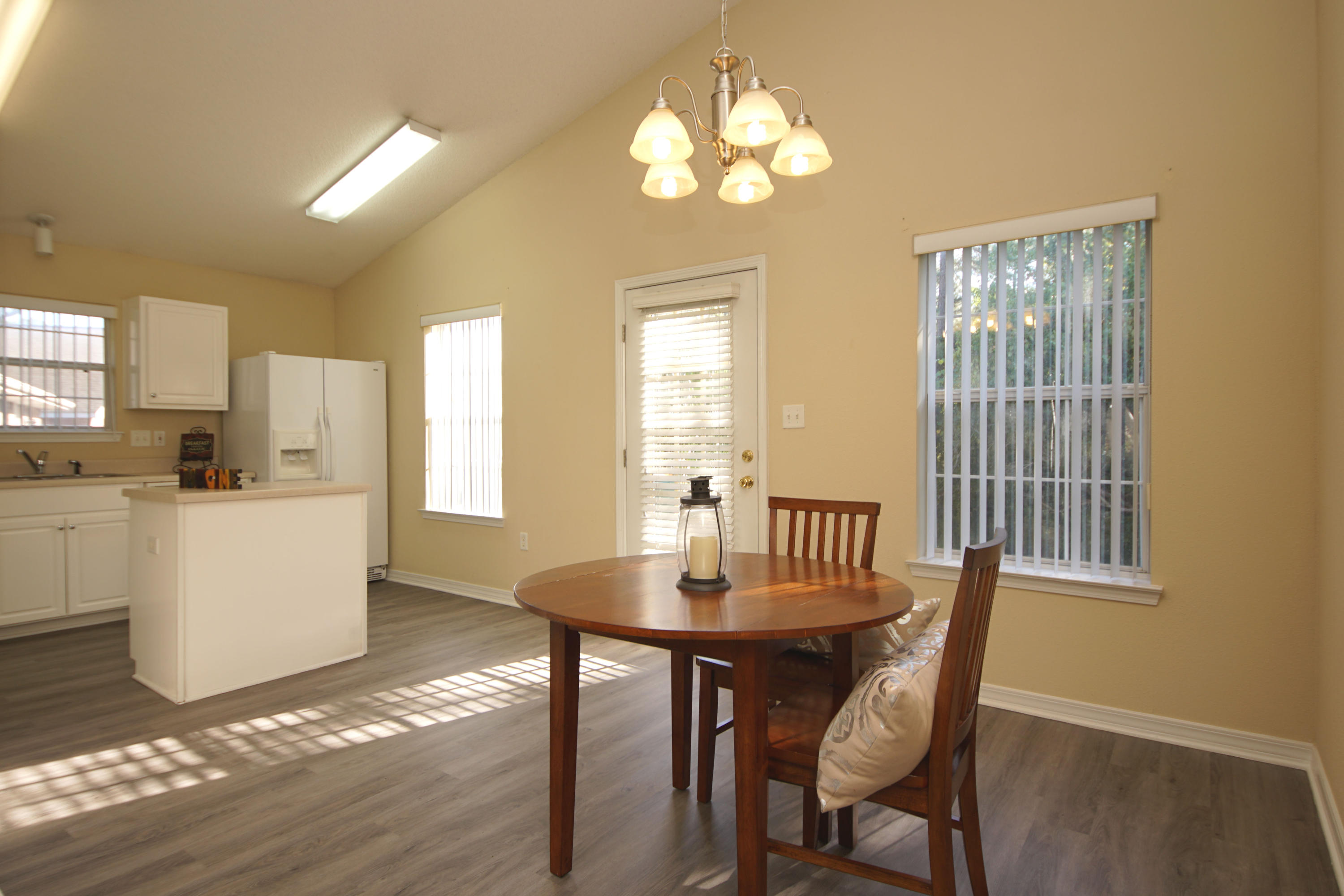 MARSH HARBOR - Residential