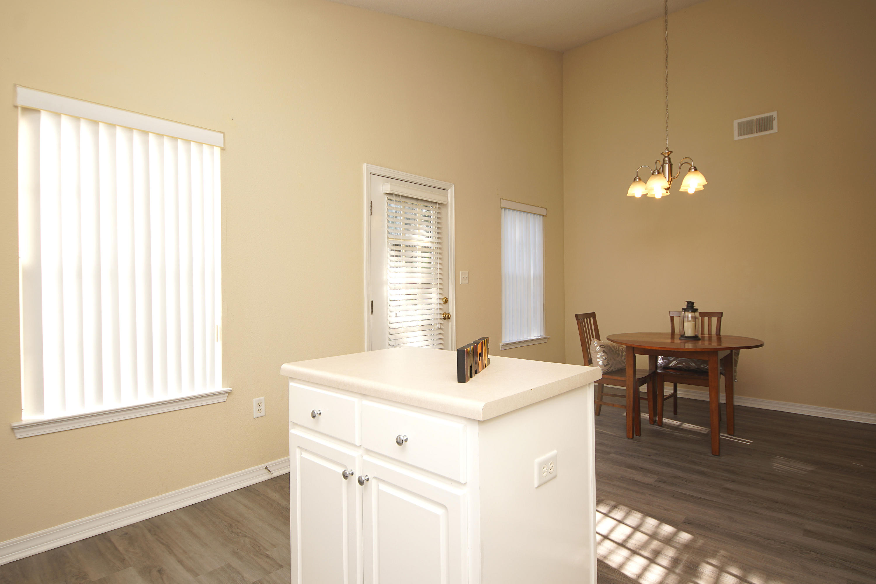 MARSH HARBOR - Residential