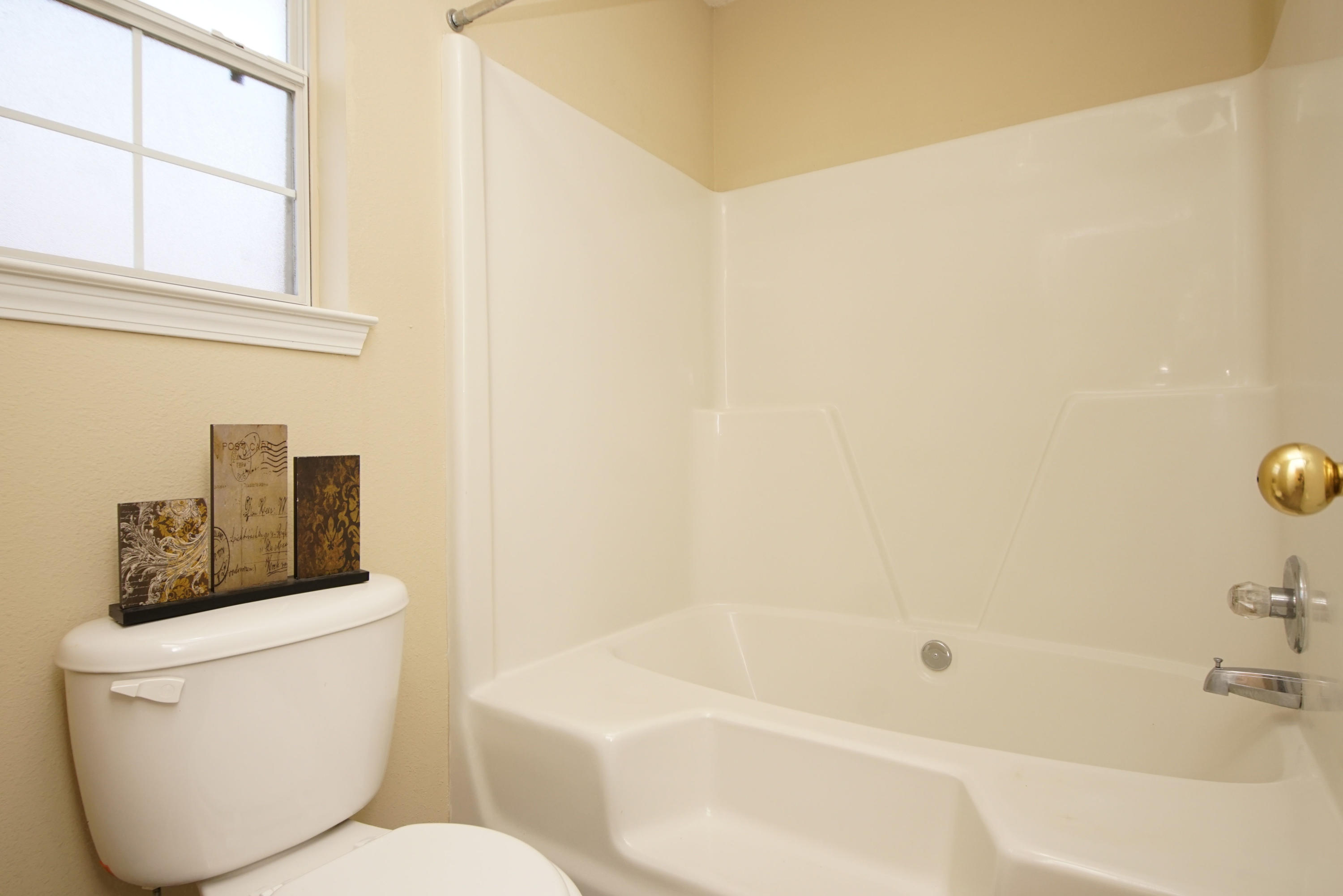 MARSH HARBOR - Residential