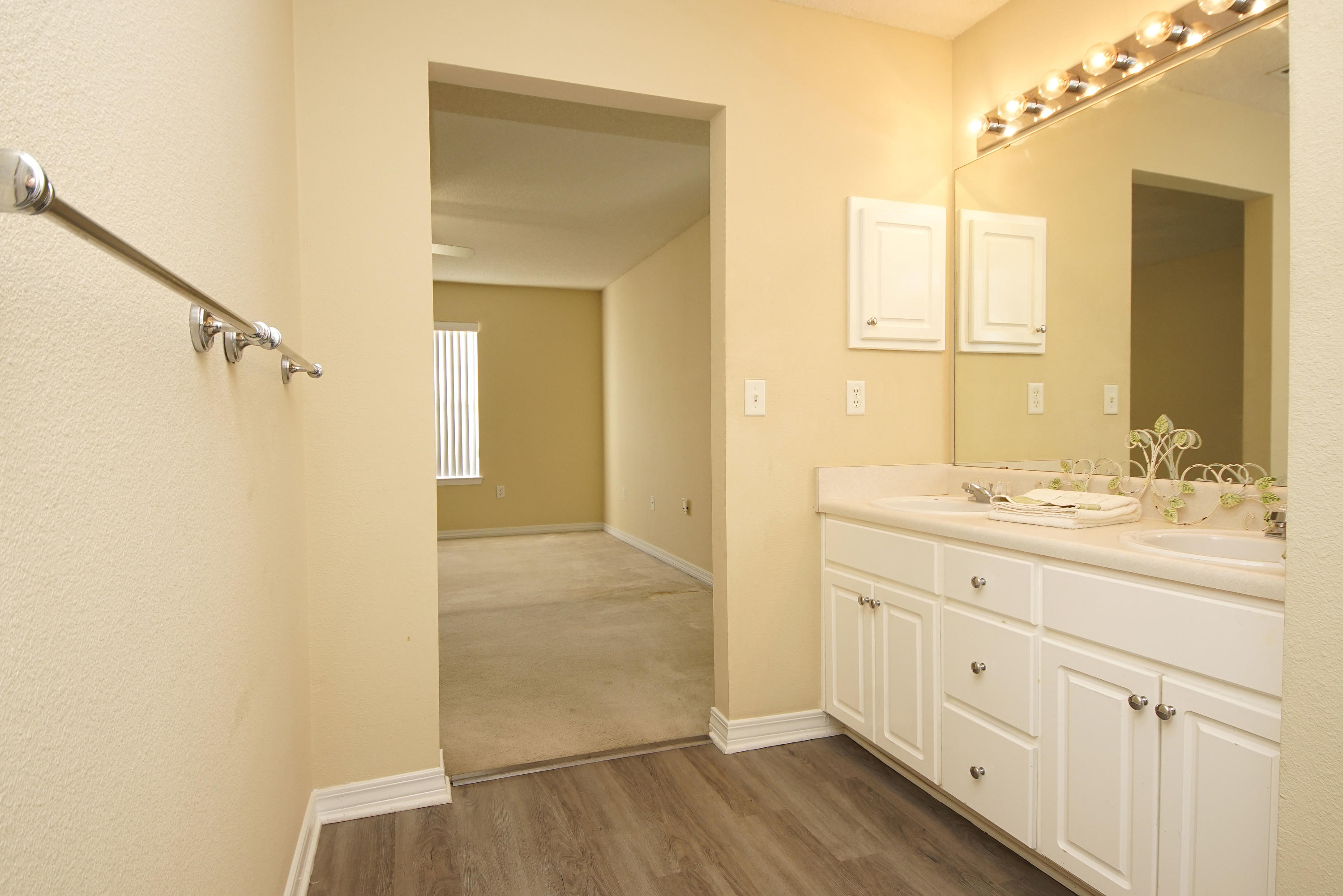 MARSH HARBOR - Residential