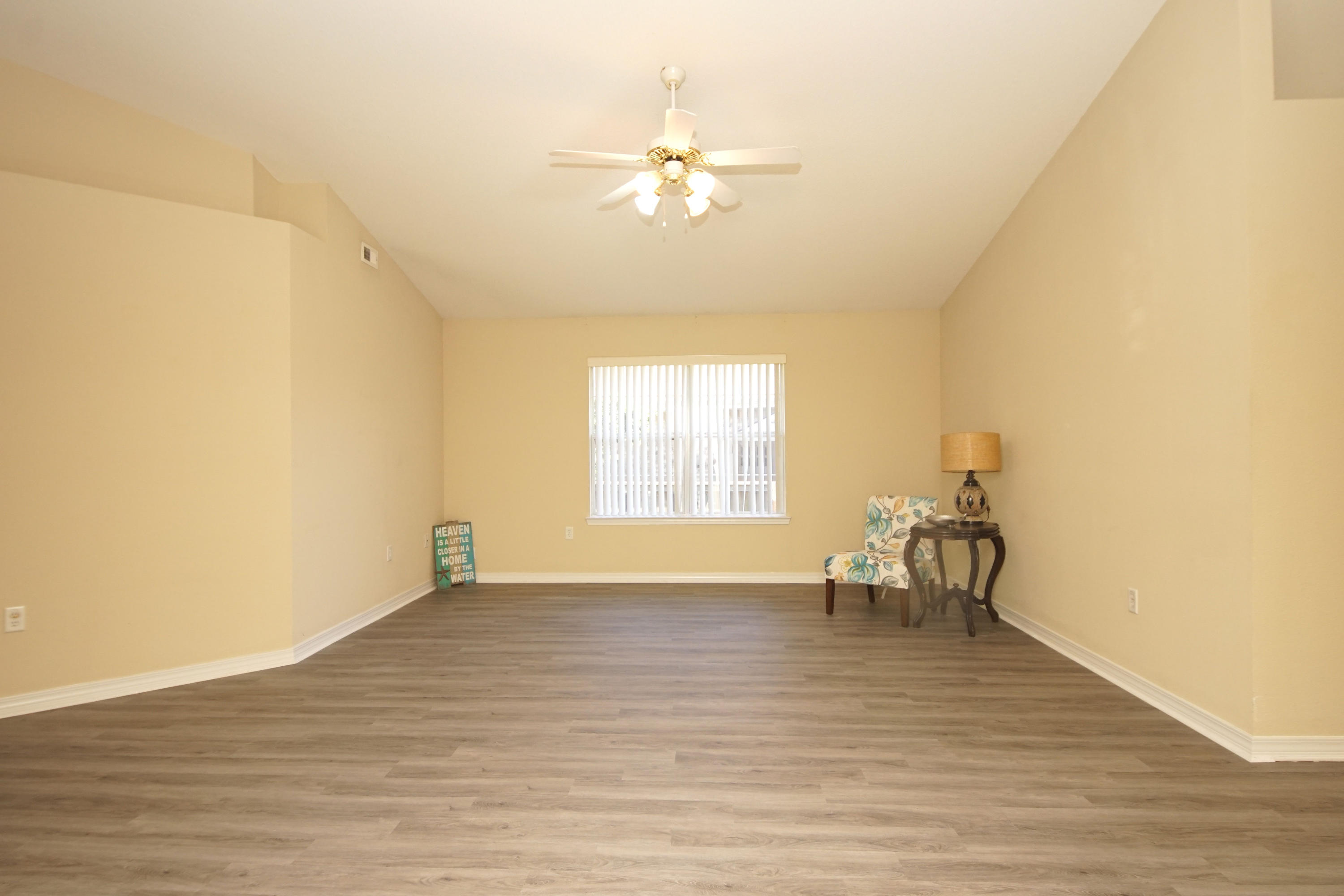 MARSH HARBOR - Residential