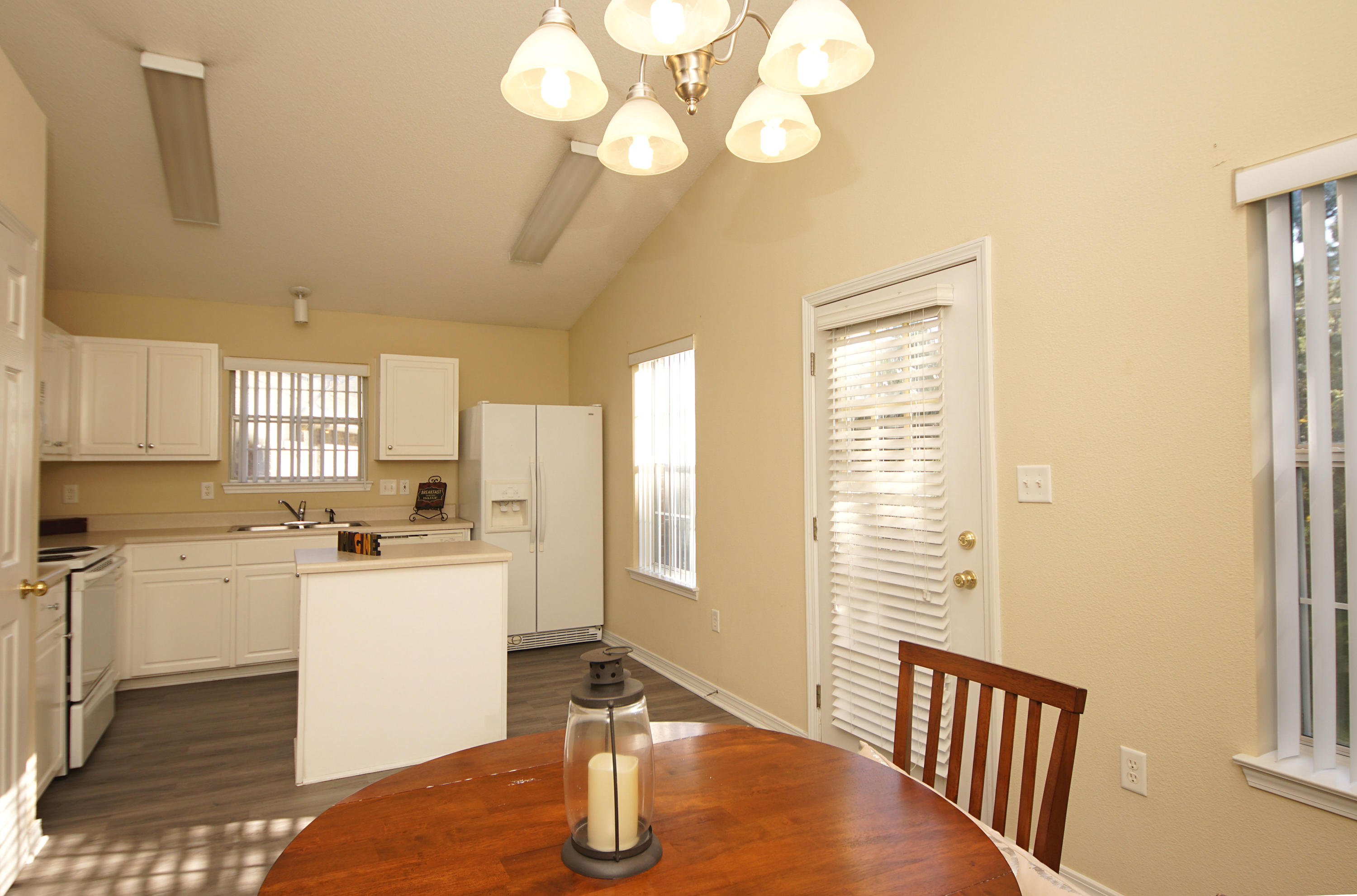 MARSH HARBOR - Residential