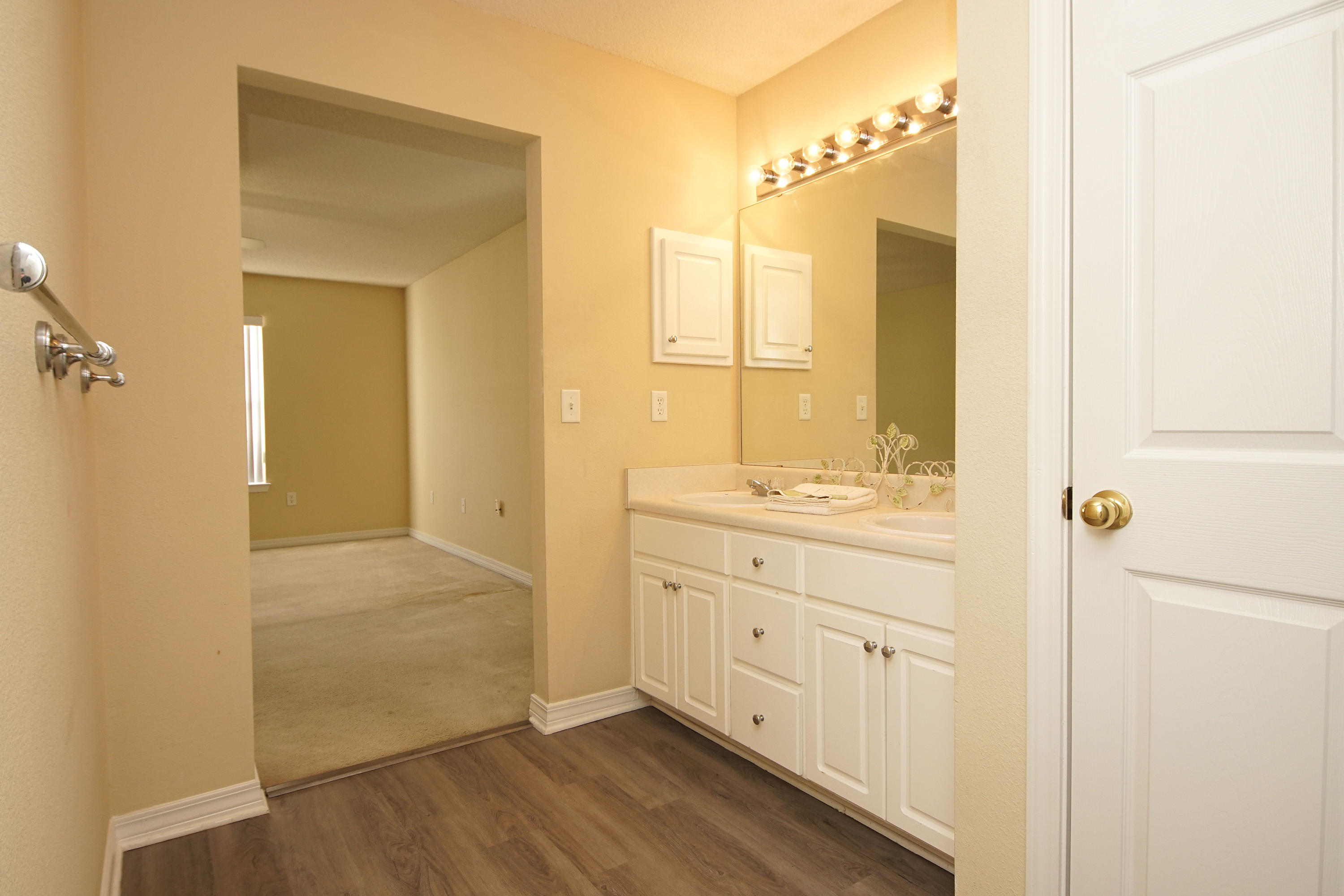 MARSH HARBOR - Residential