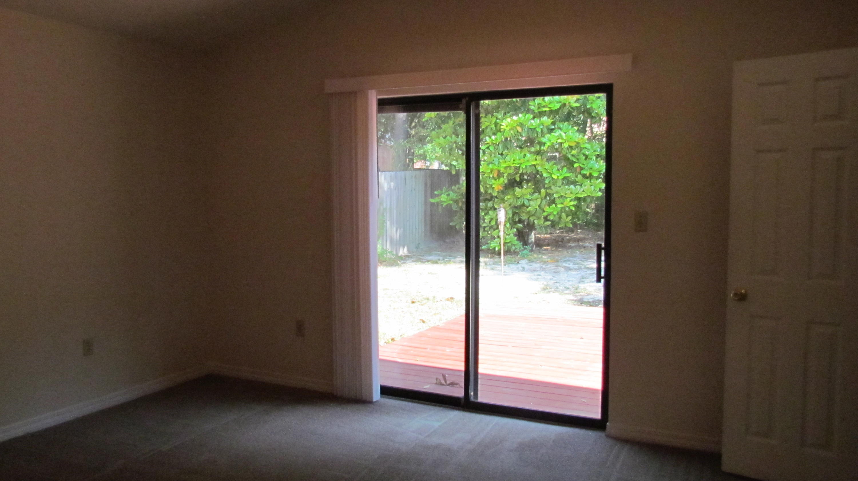 VALPARAISO PINECREST 3 - Residential Lease