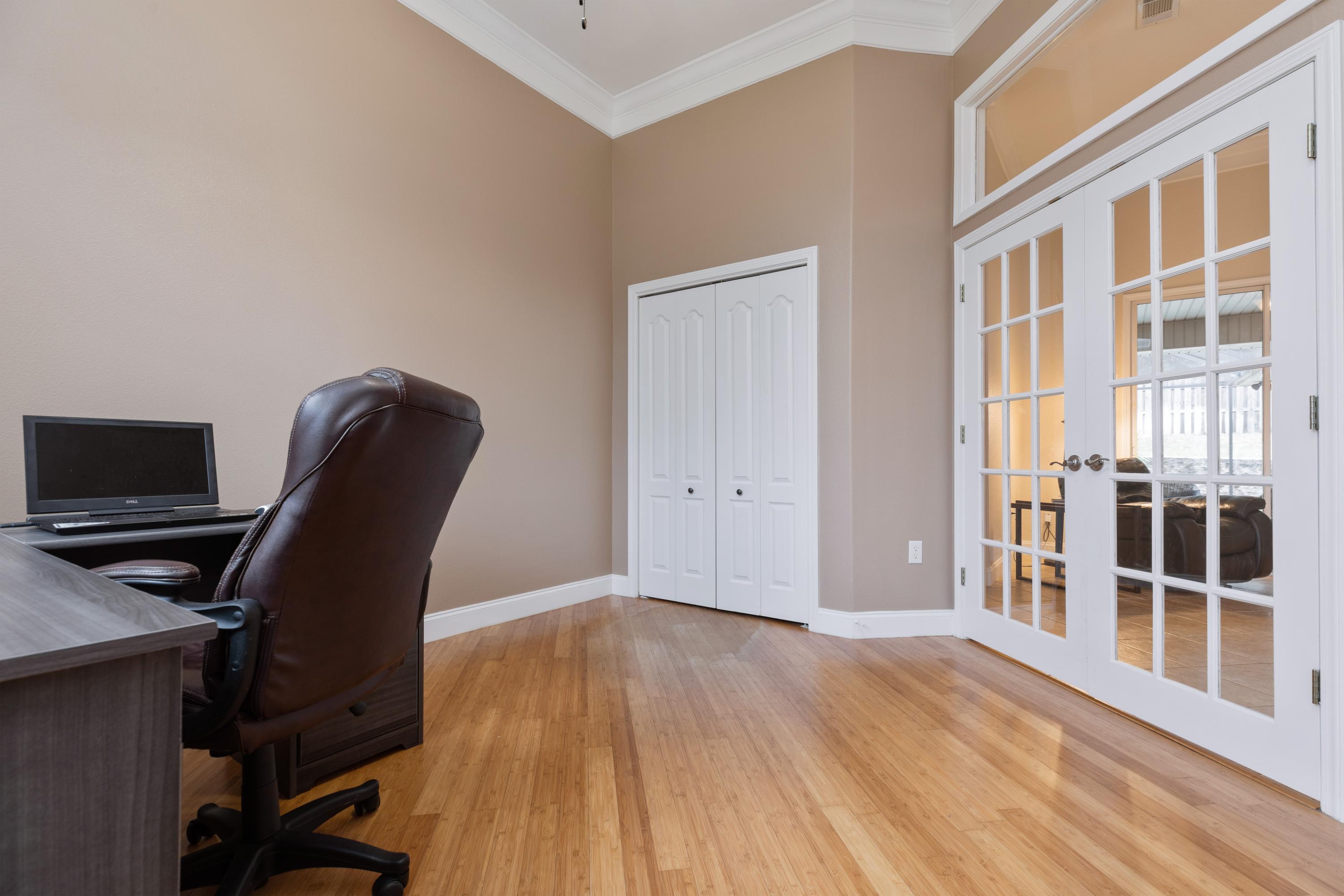 RIVERSIDE NORTH - Residential