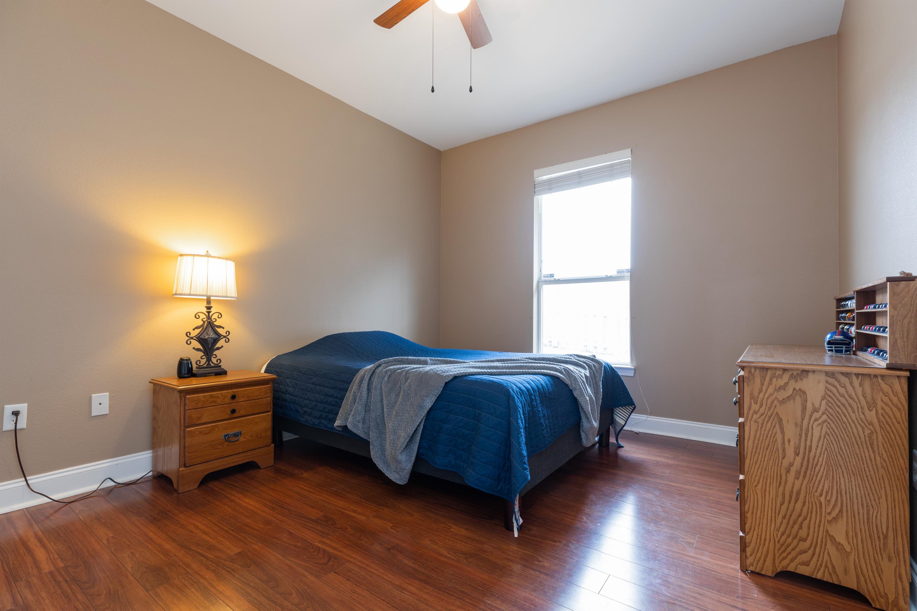 RIVERSIDE NORTH - Residential