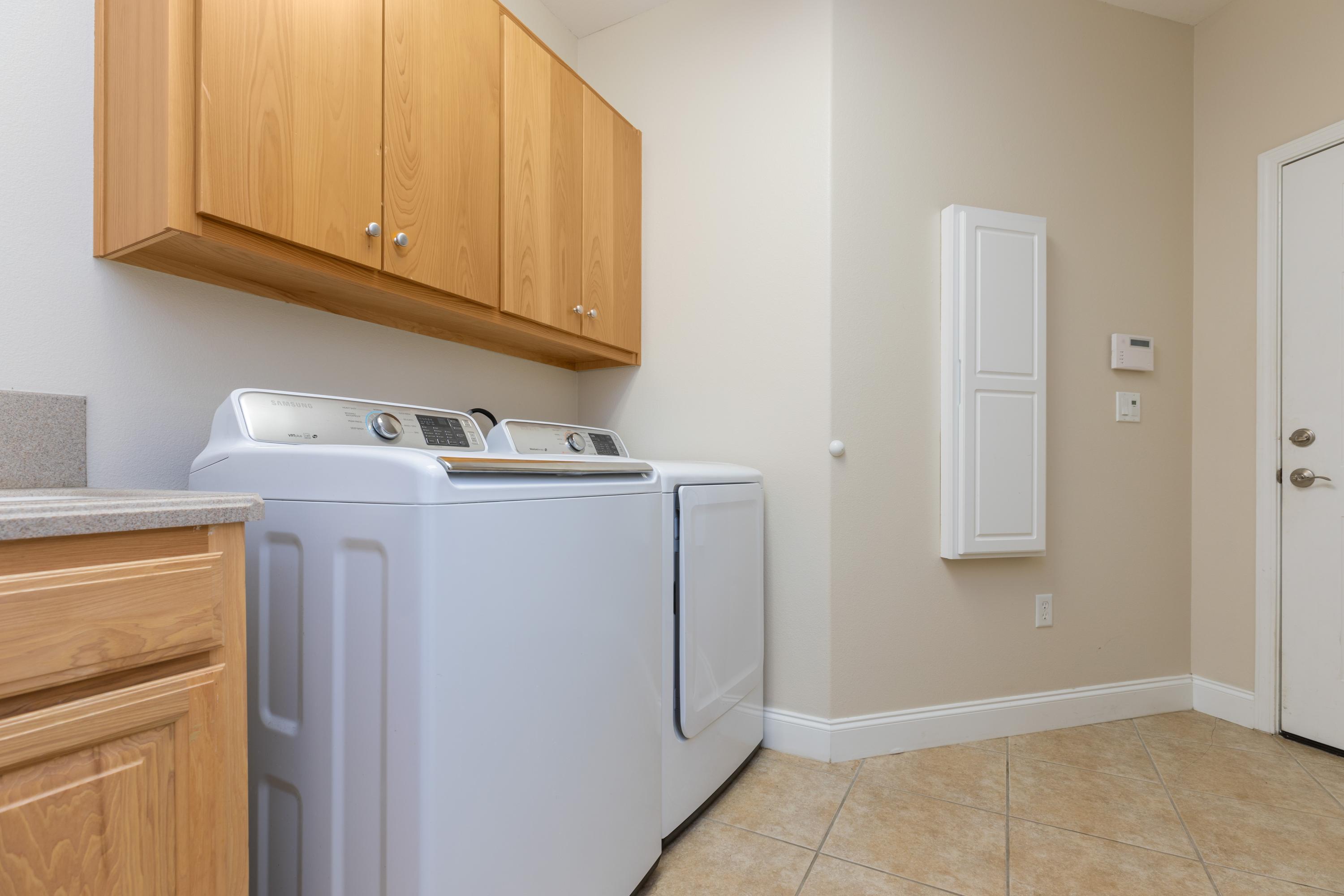 RIVERSIDE NORTH - Residential