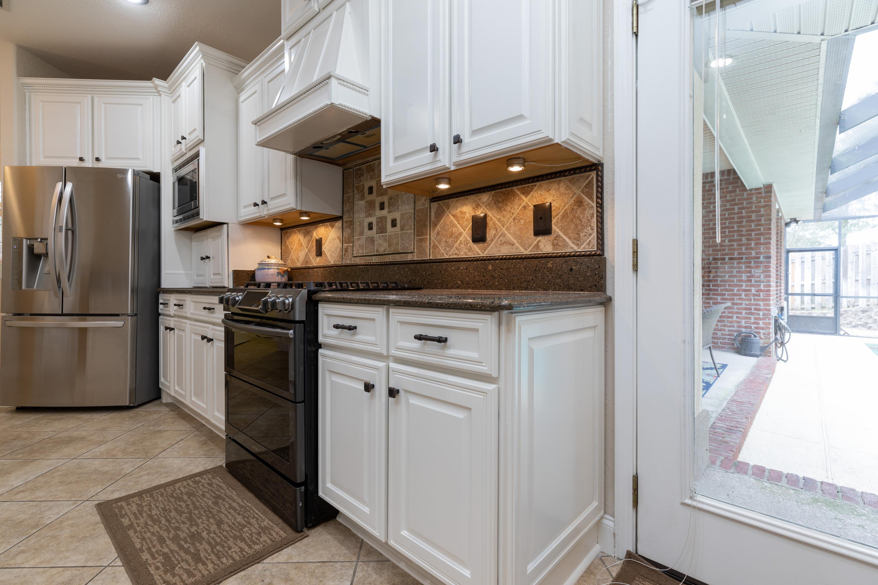 RIVERSIDE NORTH - Residential