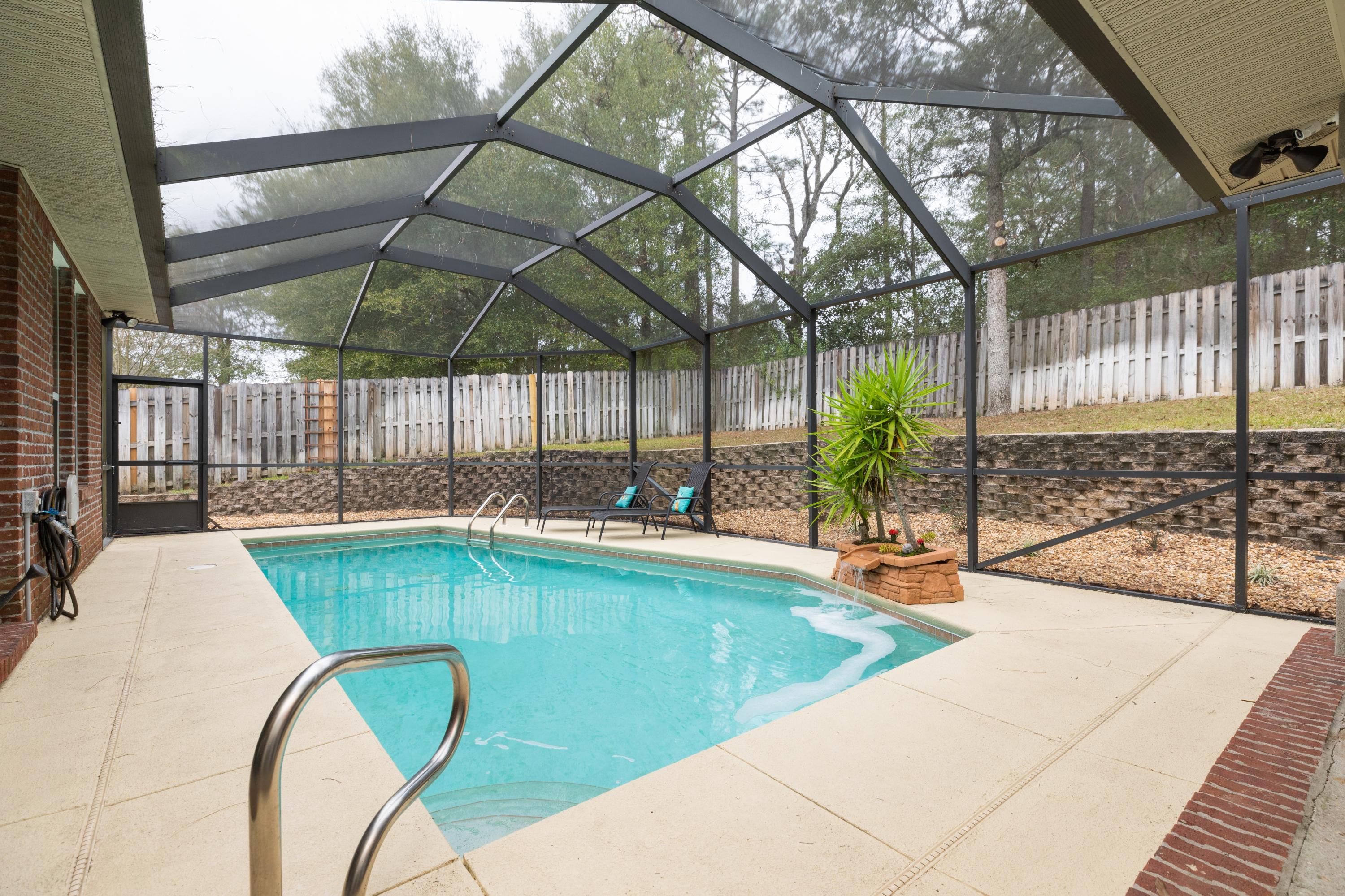 RIVERSIDE NORTH - Residential