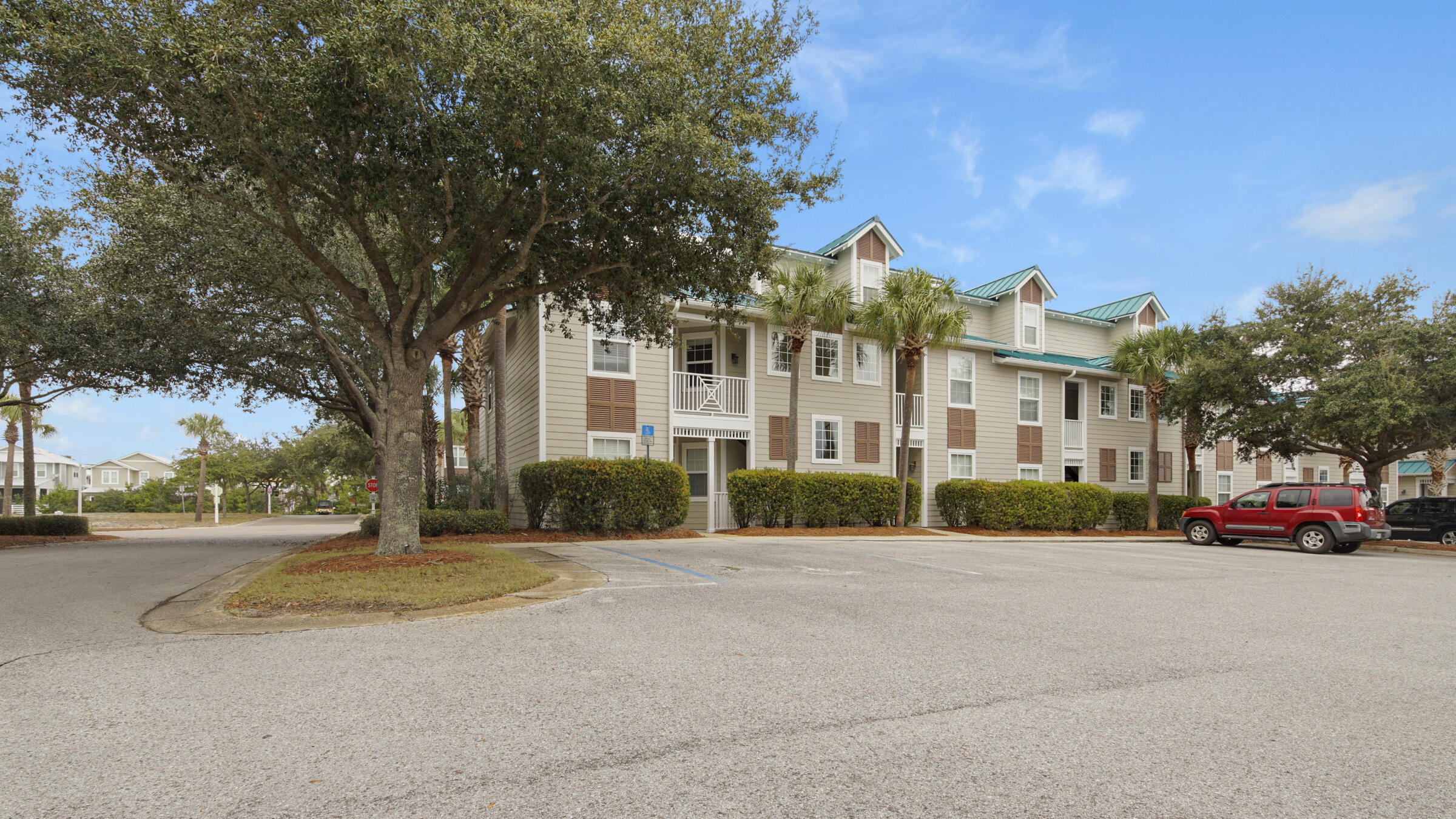VILLAGE AT BLUE MOUNTAIN BEACH - Residential
