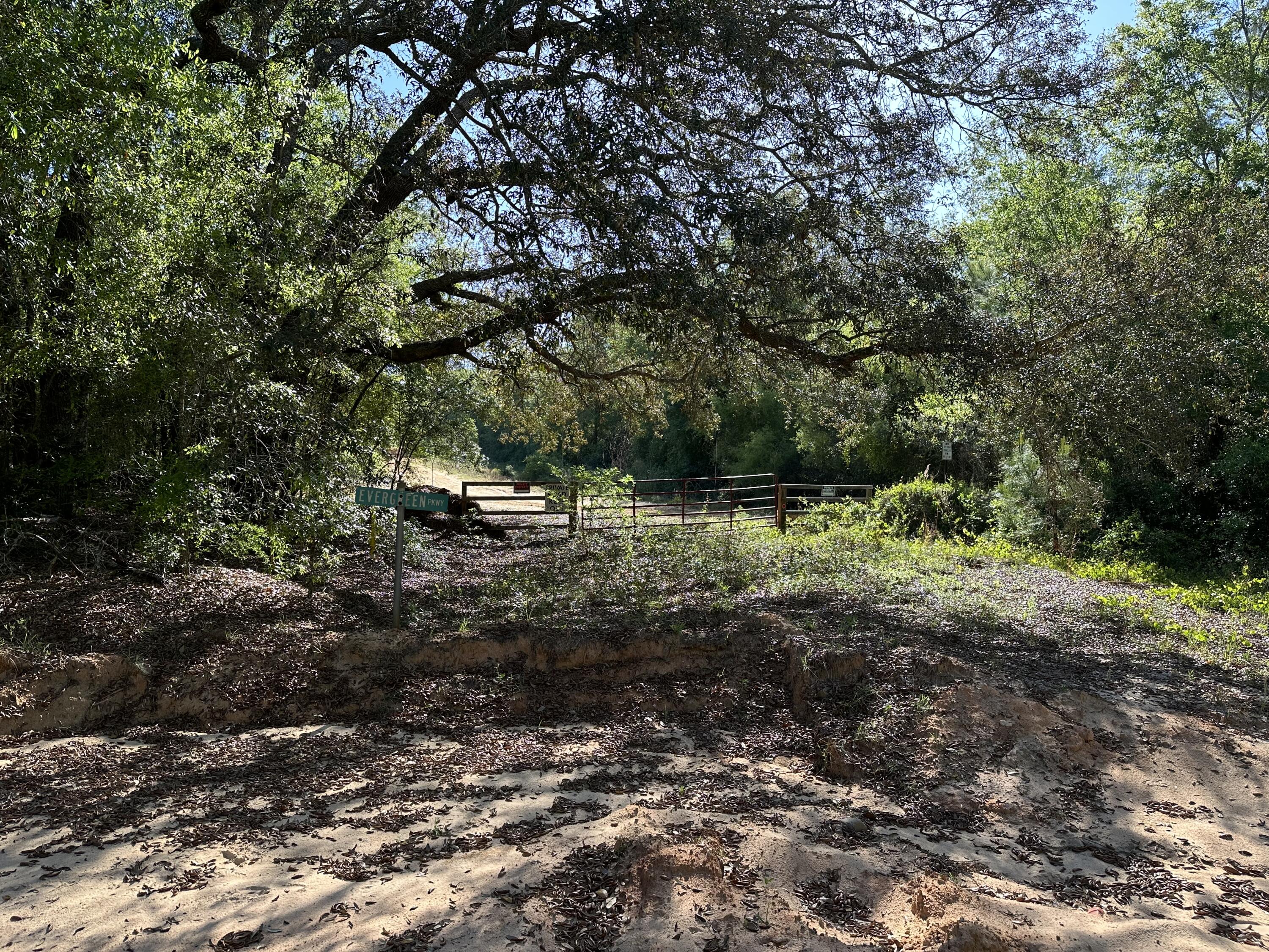 WOODLANDS OF CLEAR CREEK, UNRECORDED - Land
