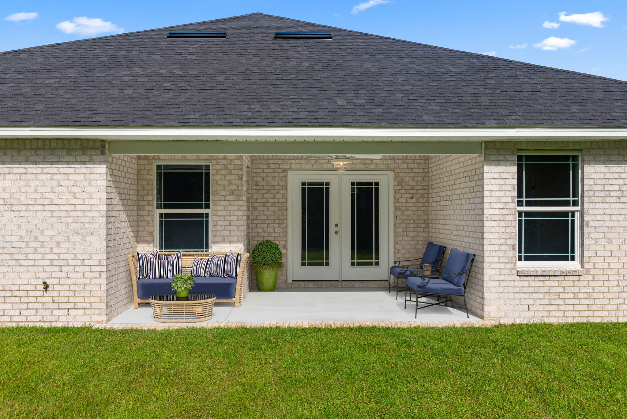 SANTA ROSA SHORES EAST - Residential