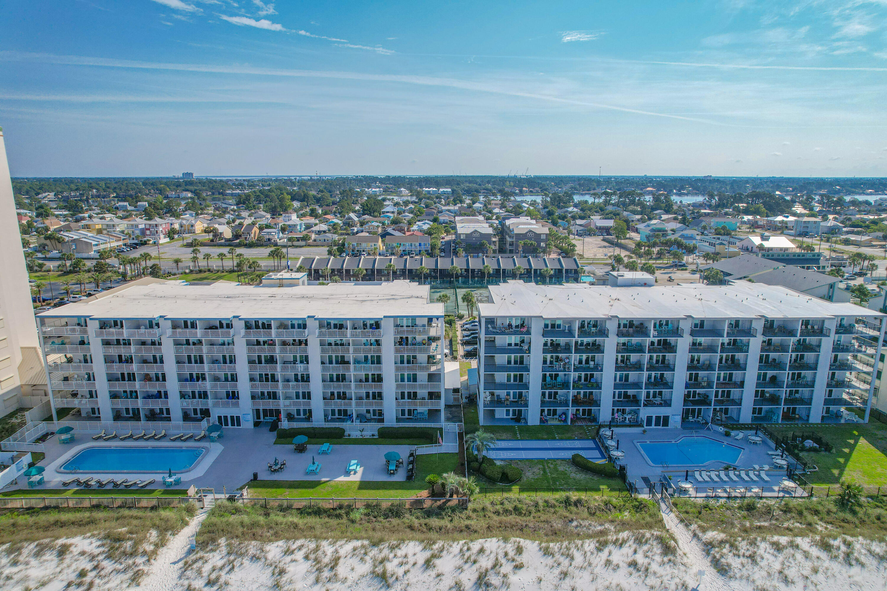 MARINER WEST CONDO - Residential