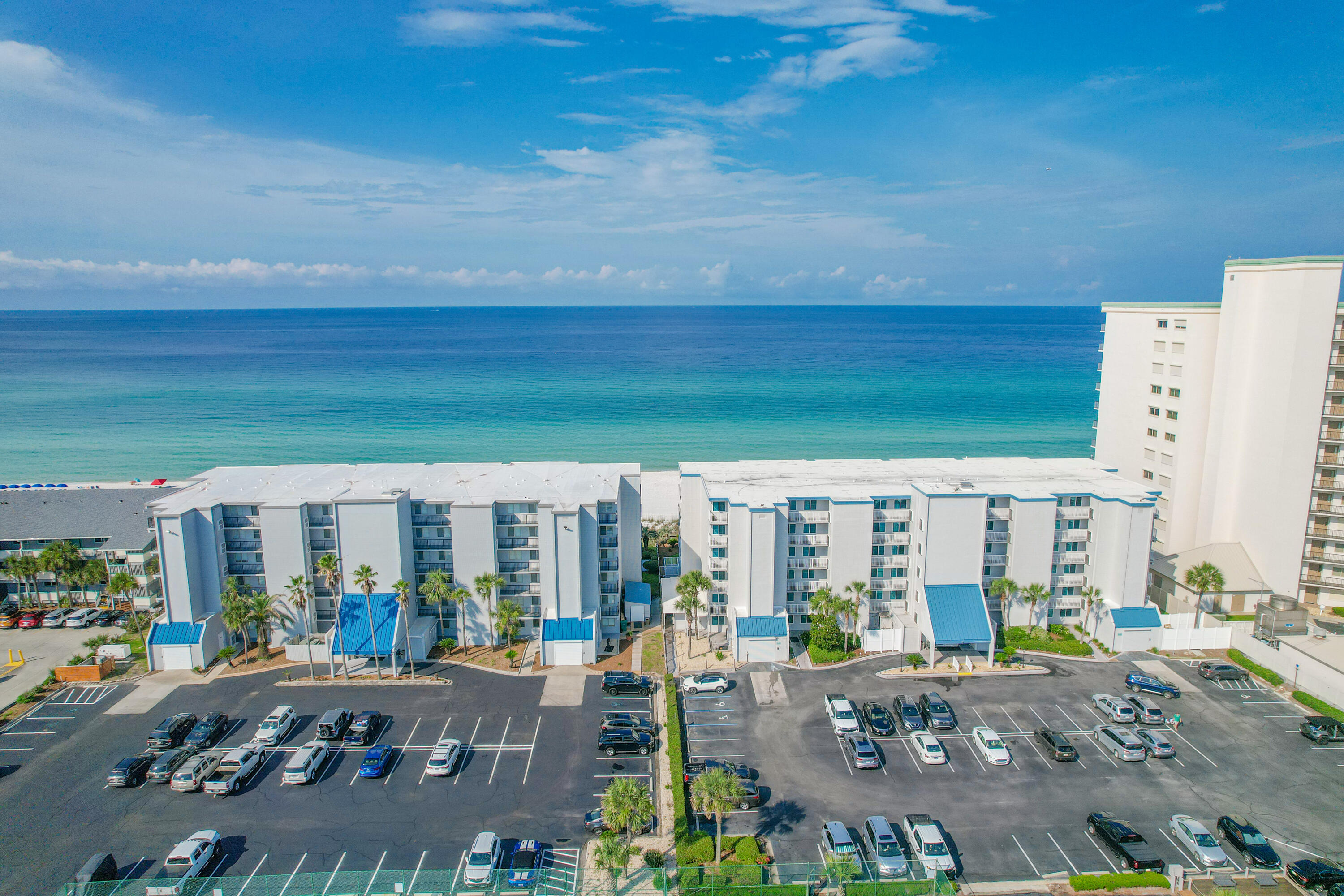 MARINER WEST CONDO - Residential