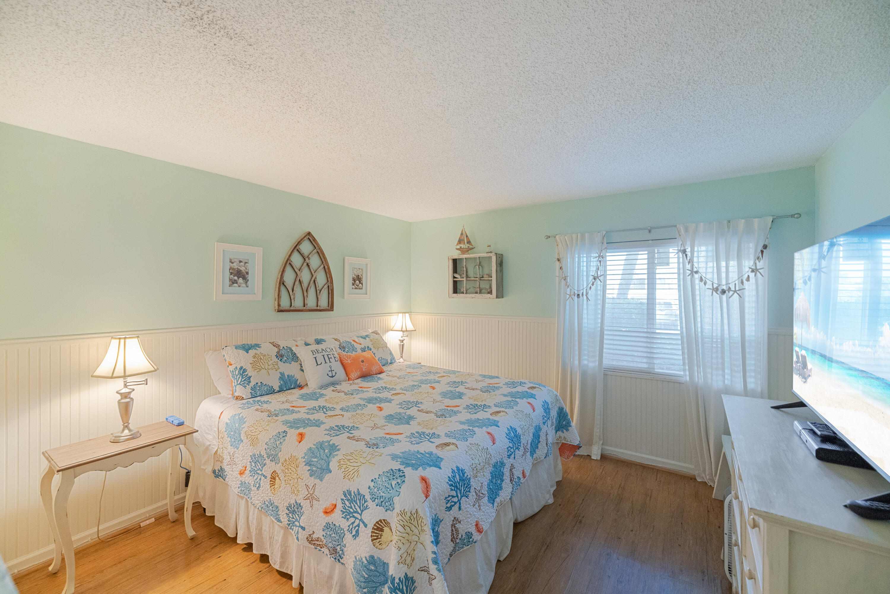 MARINER WEST CONDO - Residential