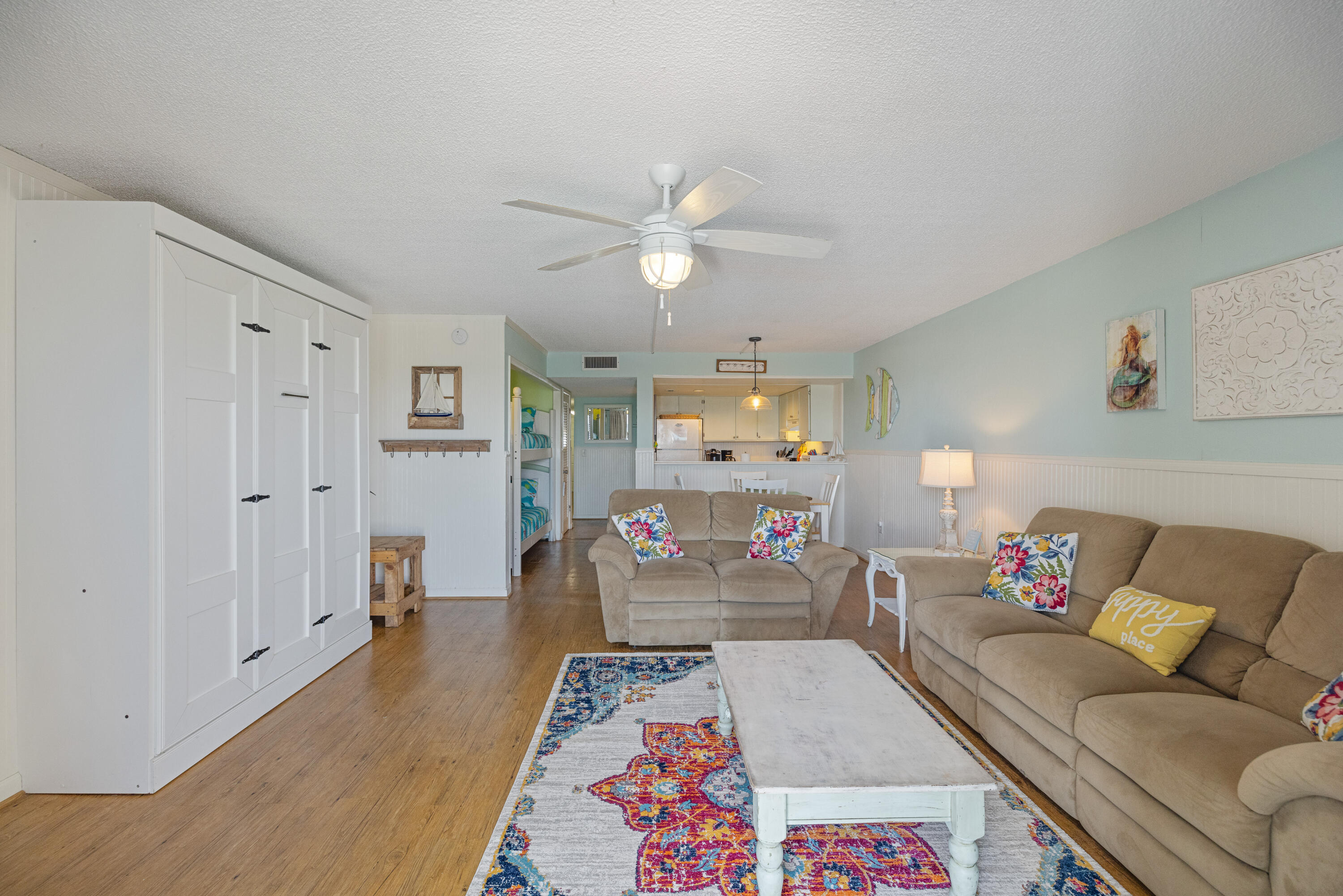 MARINER WEST CONDO - Residential