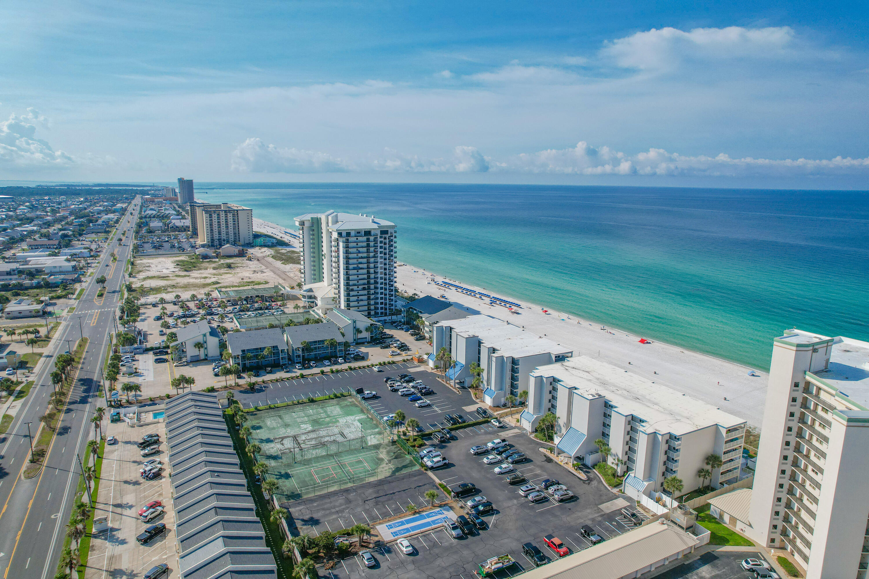 MARINER WEST CONDO - Residential