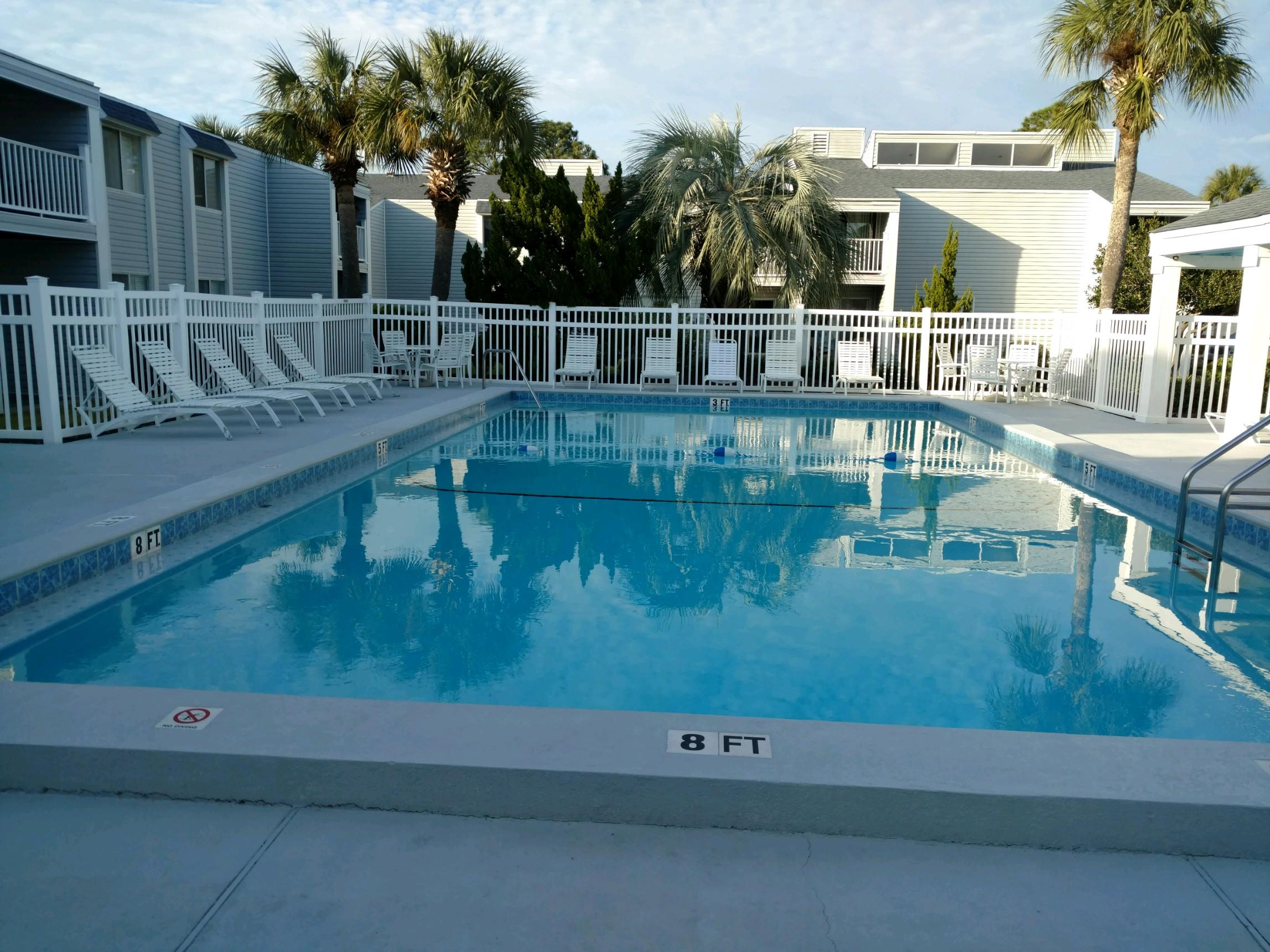 FINISTERRA CONDO - Residential