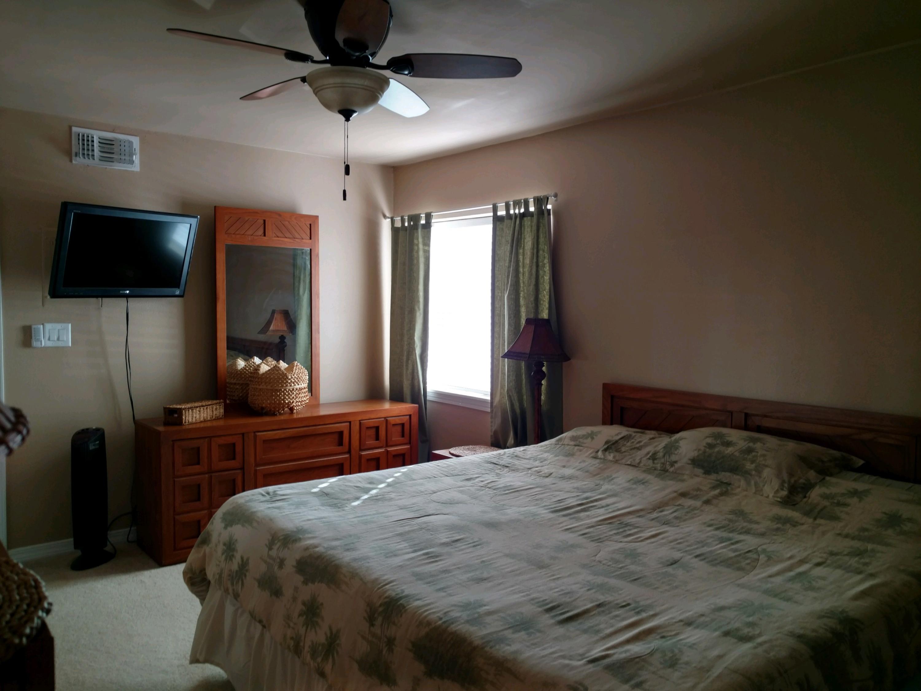 FINISTERRA CONDO - Residential