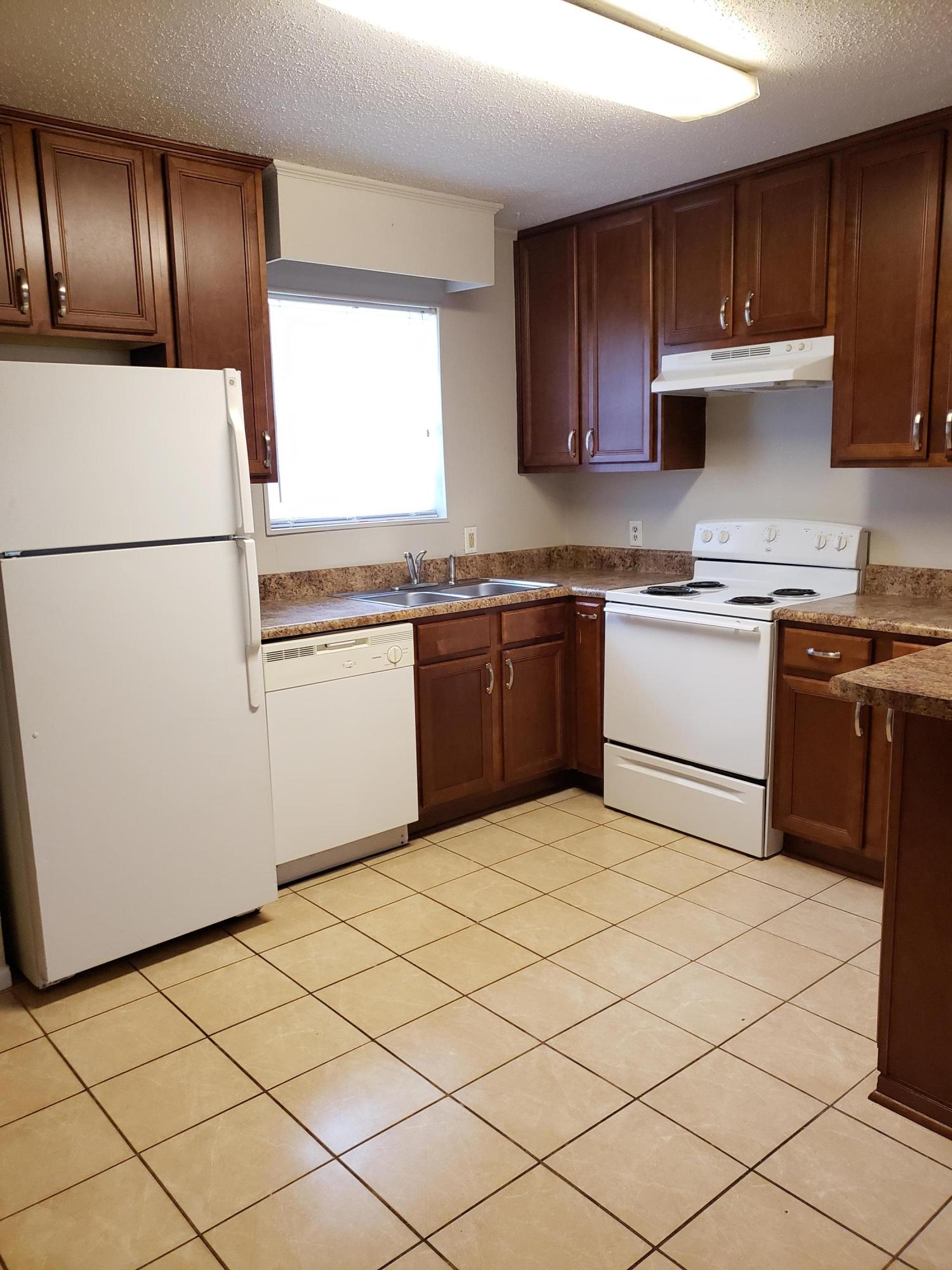 CALHOUN S/D TO DESTIN - Residential Lease