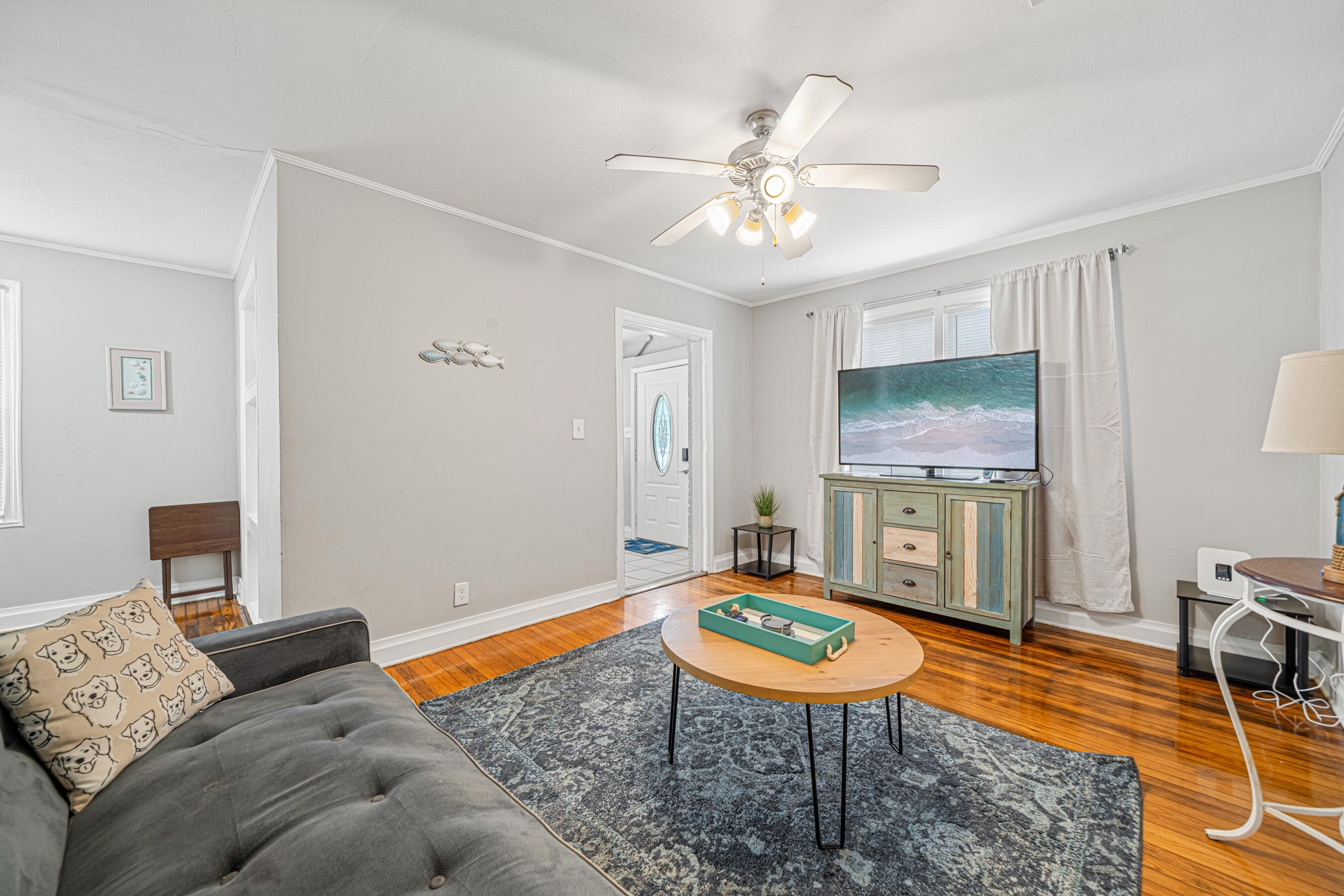 NAVY POINT - Residential