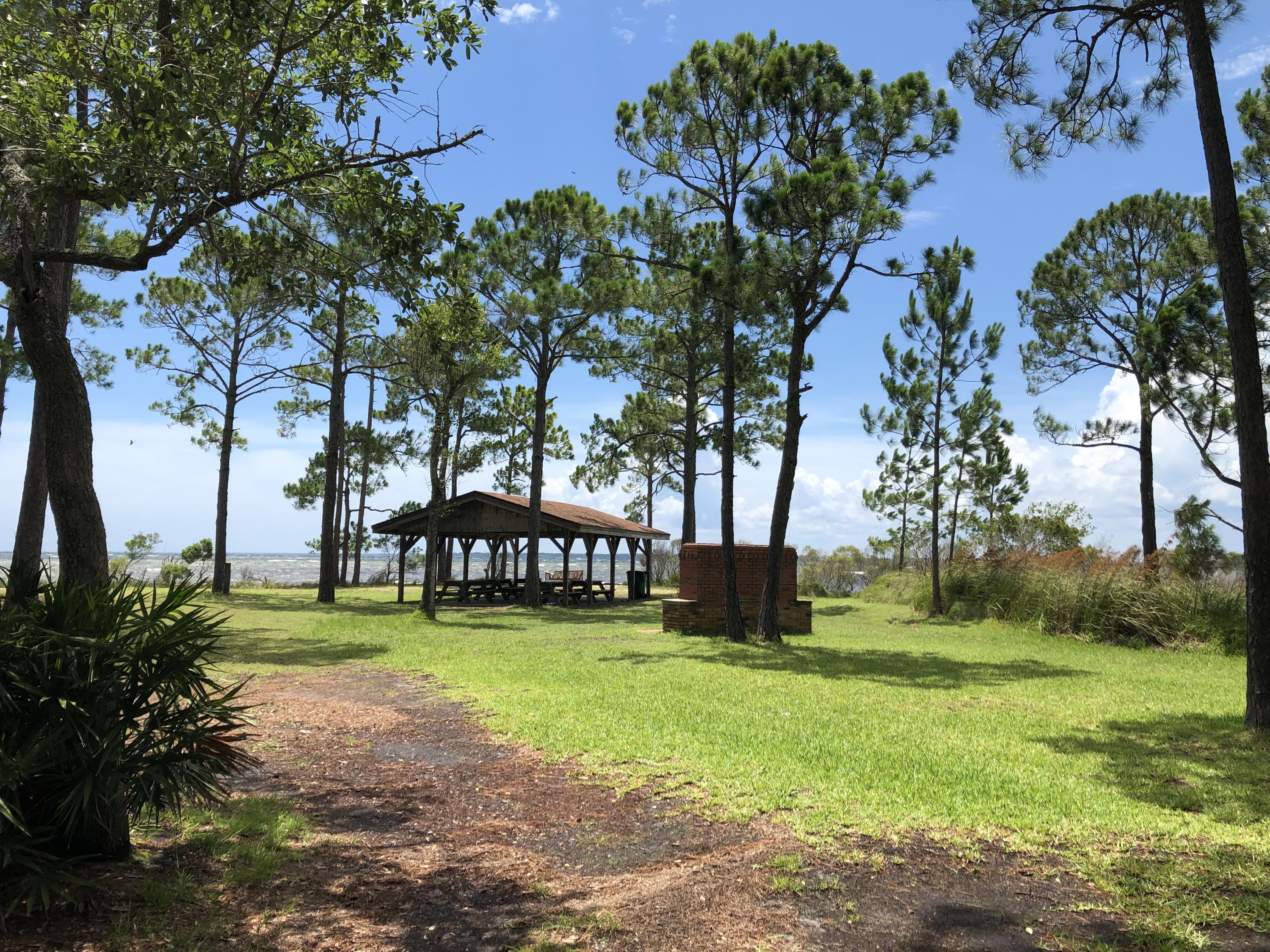 RAINTREE ESTATES - Residential