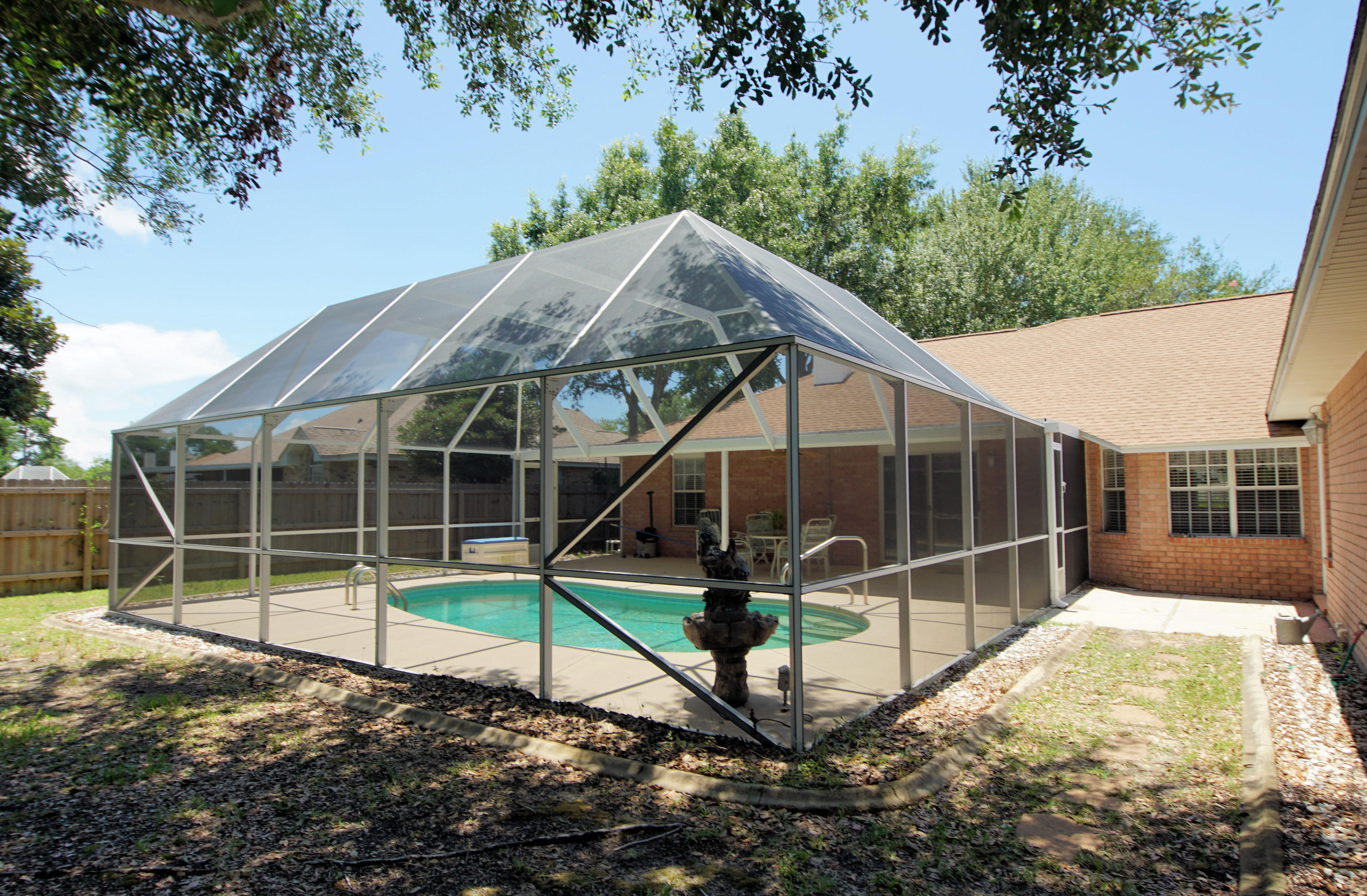 RAINTREE ESTATES - Residential