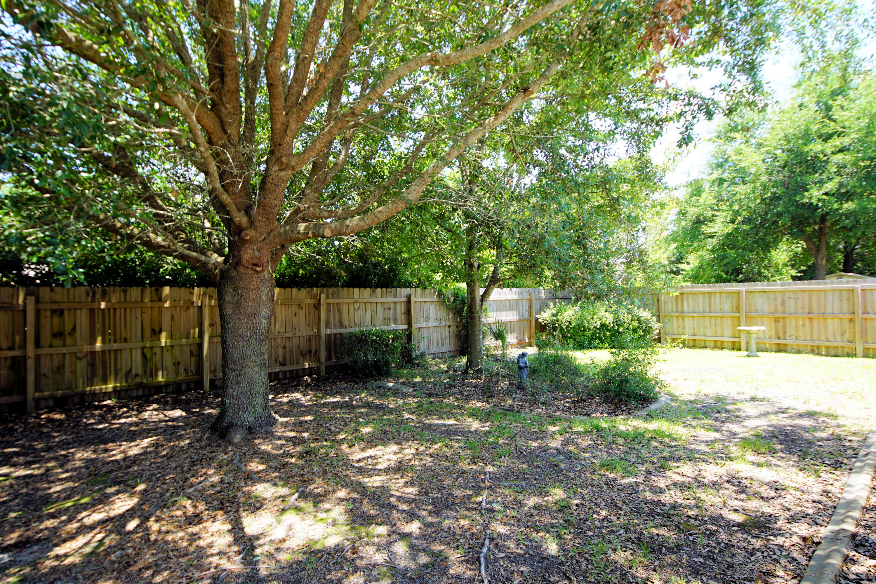 RAINTREE ESTATES - Residential