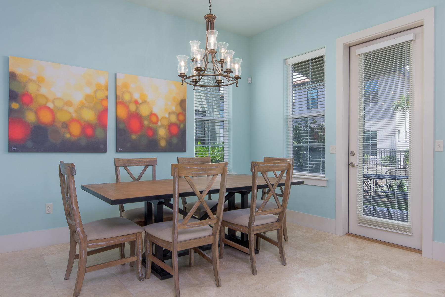 VILLA LAGO - Residential