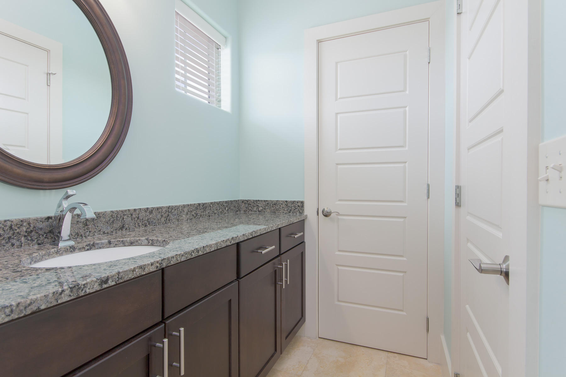 VILLA LAGO - Residential