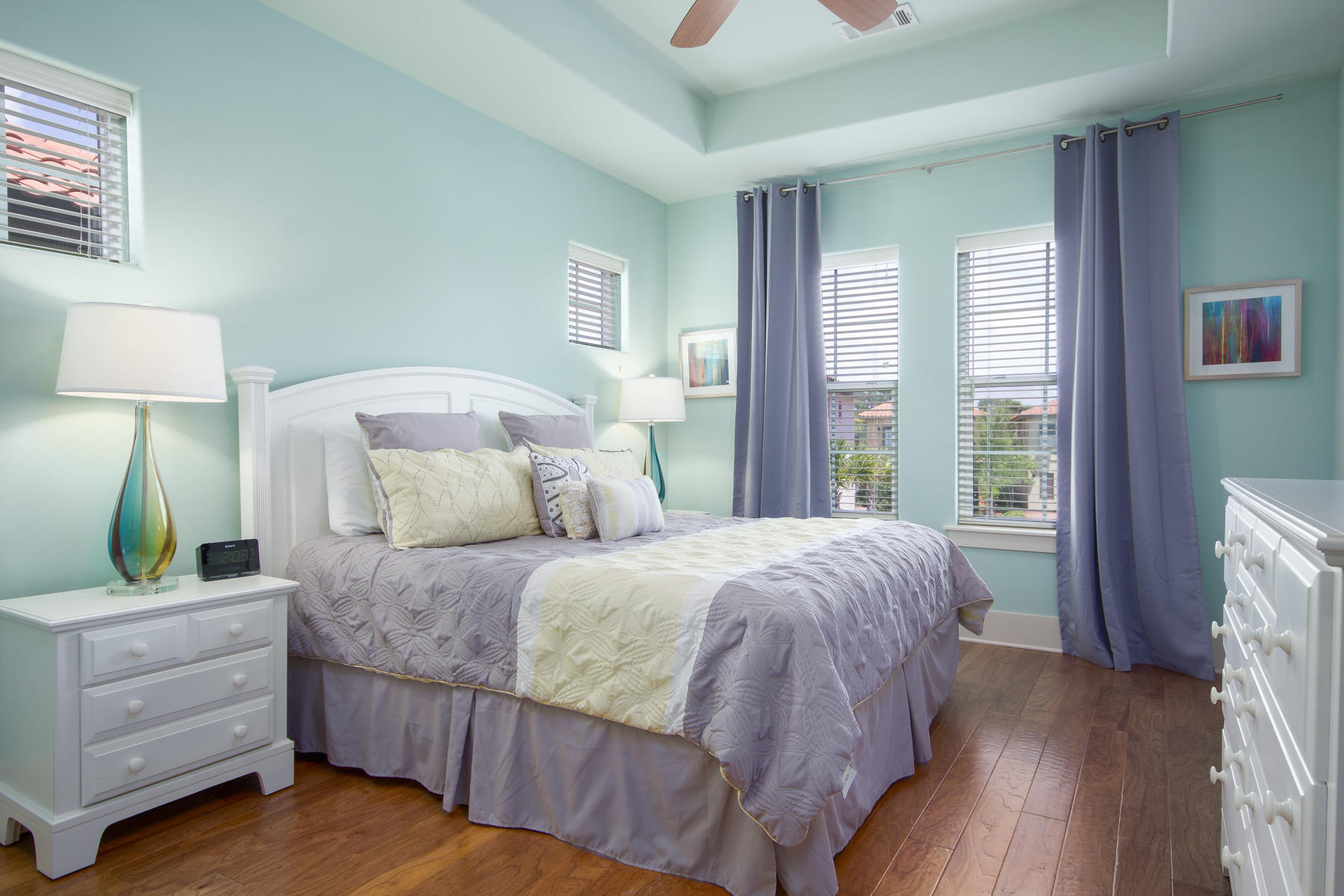 VILLA LAGO - Residential