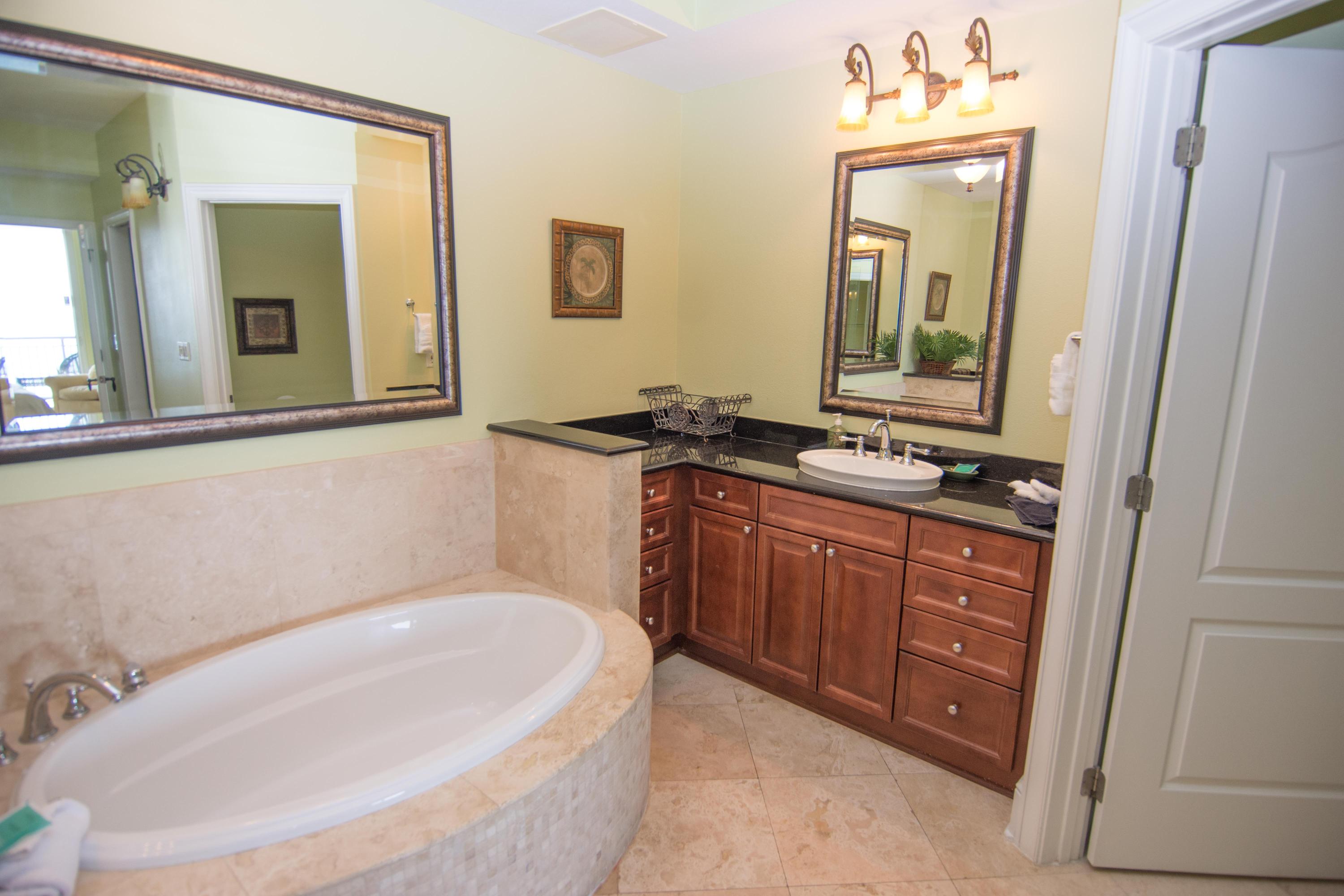 BELLA RIVA - Residential