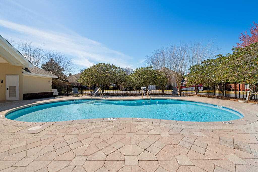 BRIDGEPORT COLONY - Residential