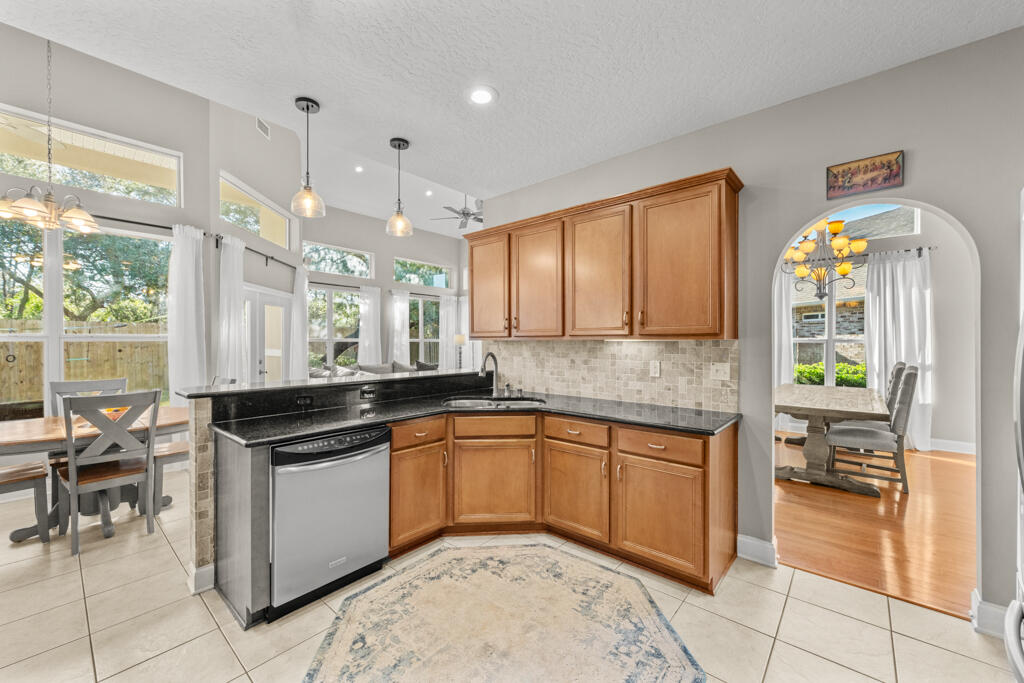 BRIDGEPORT COLONY - Residential