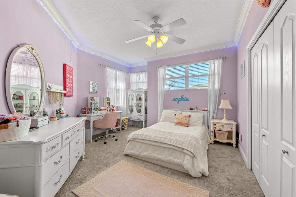 BRIDGEPORT COLONY - Residential