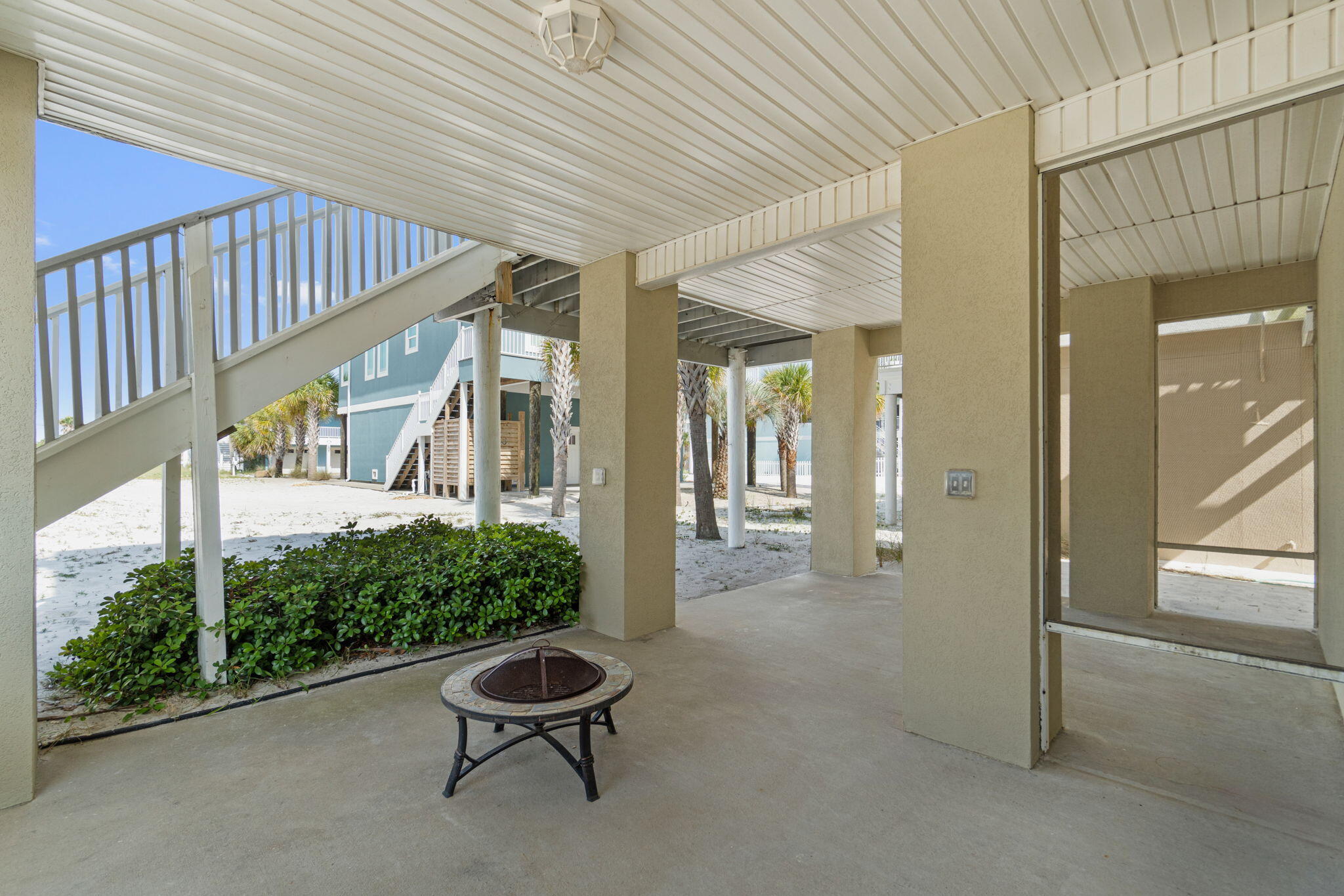 HOMEPORT - A private waterfront community - Residential