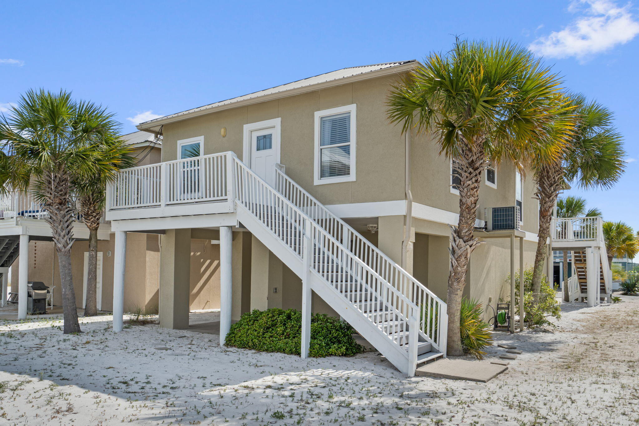 HOMEPORT - A private waterfront community - Residential