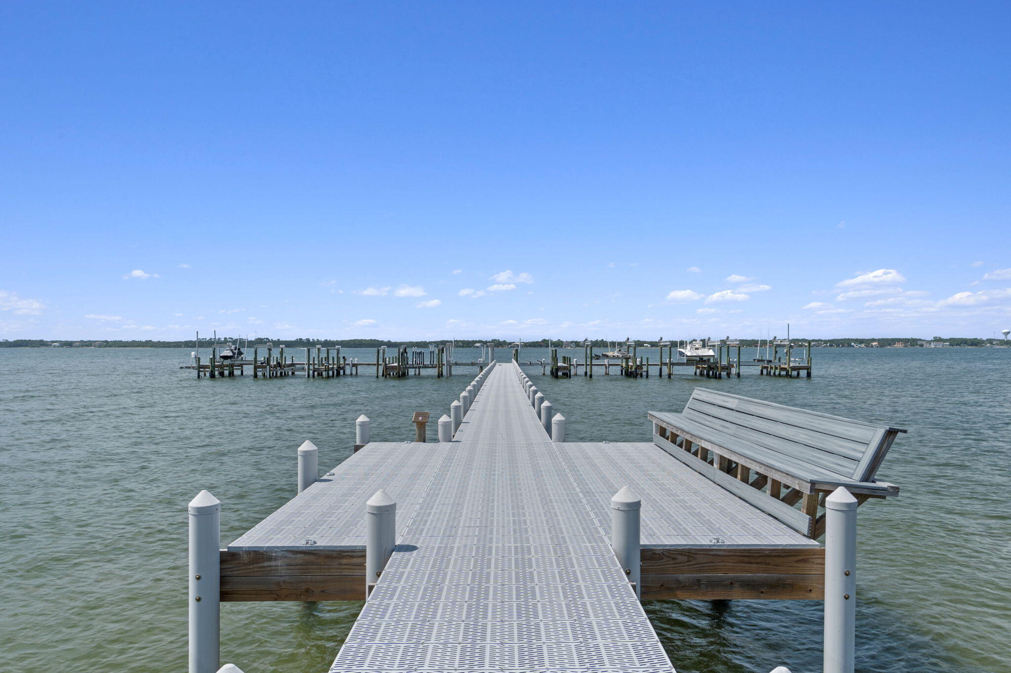 HOMEPORT - A private waterfront community - Residential