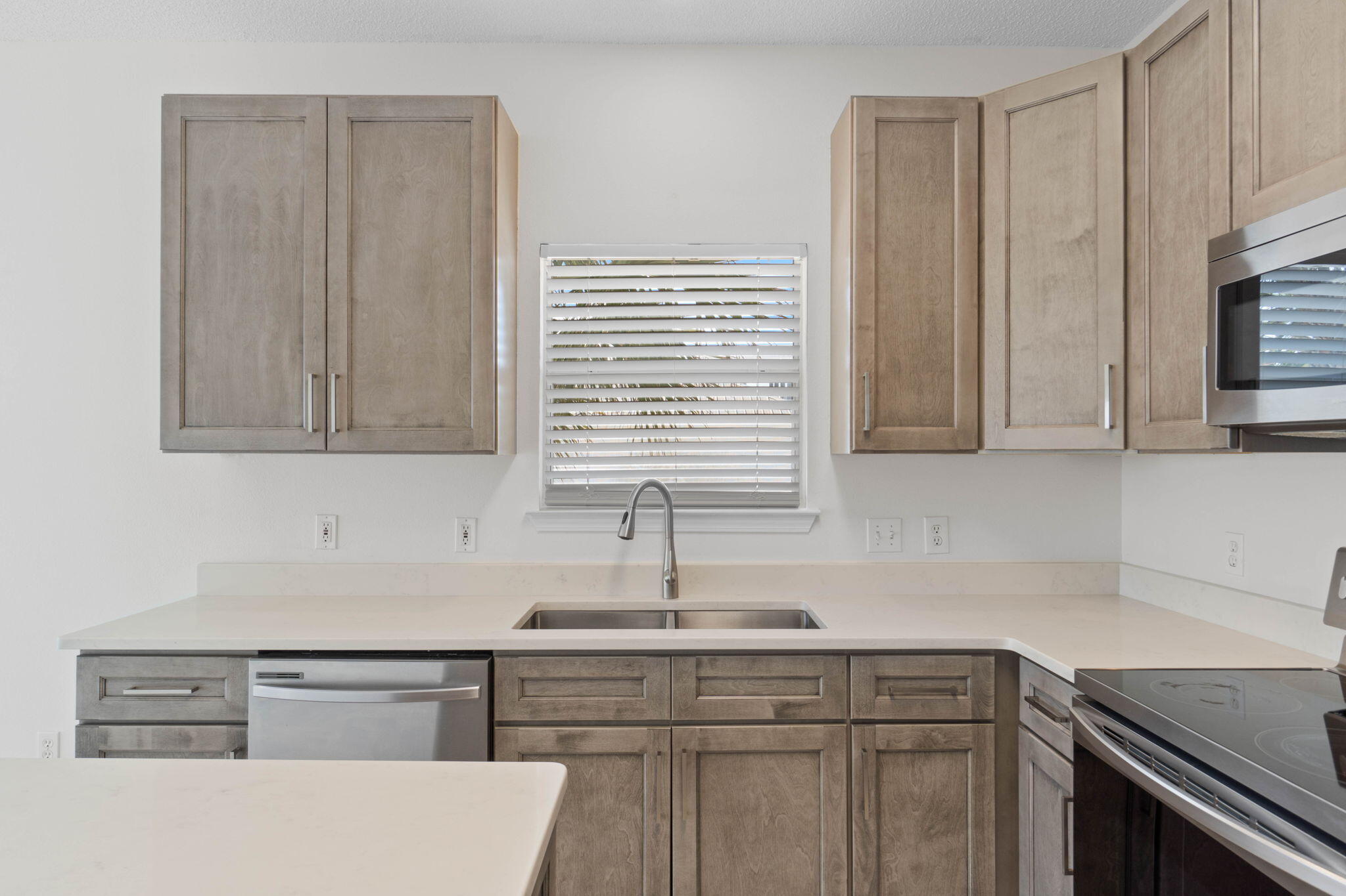 HOMEPORT - A private waterfront community - Residential