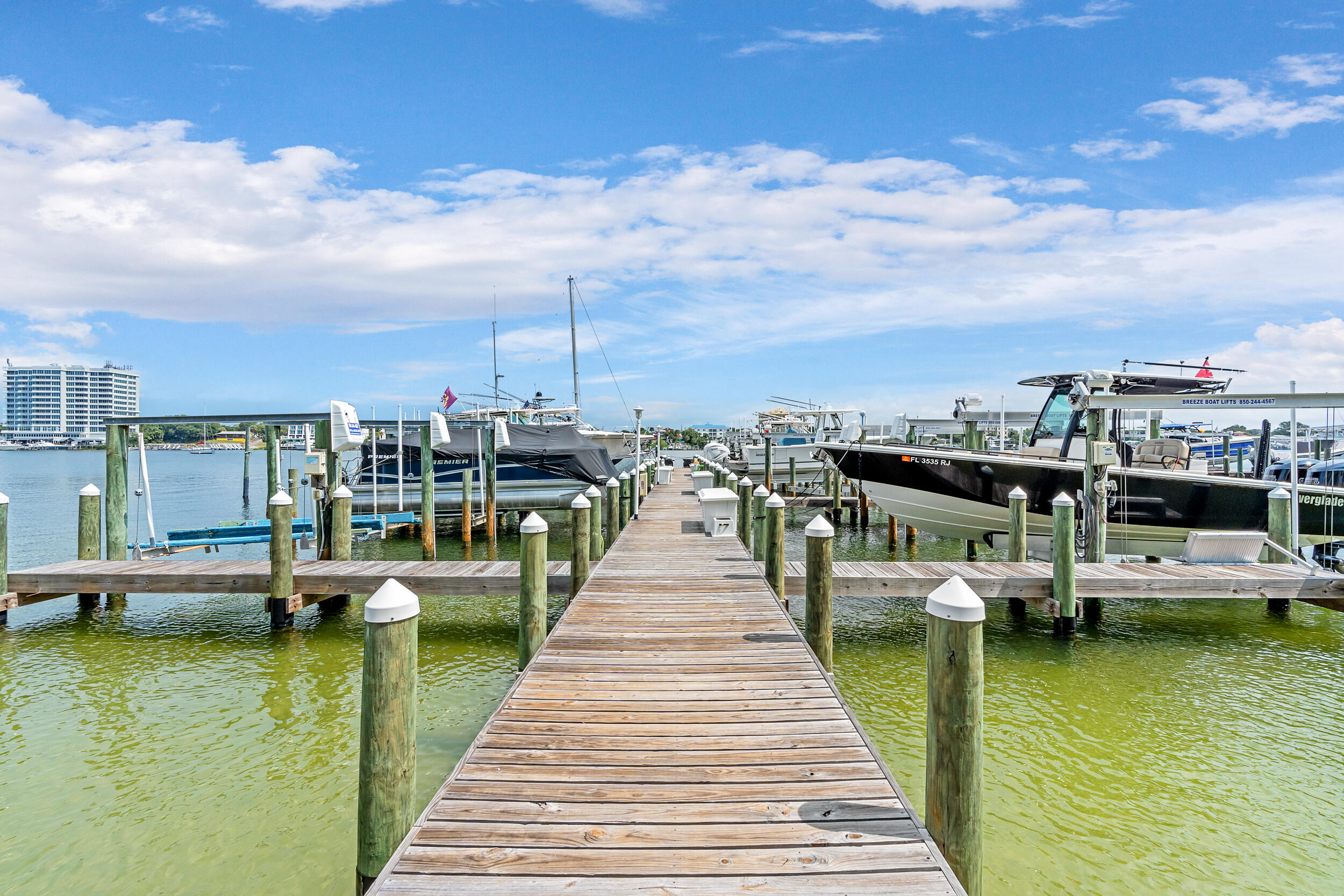 DESTIN HARBOR RESORT WEST - Residential