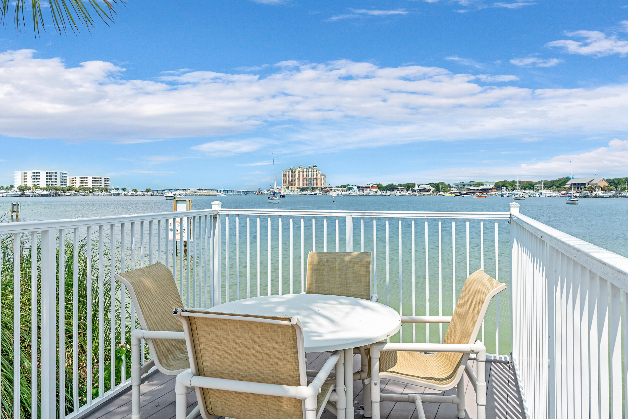 DESTIN HARBOR RESORT WEST - Residential