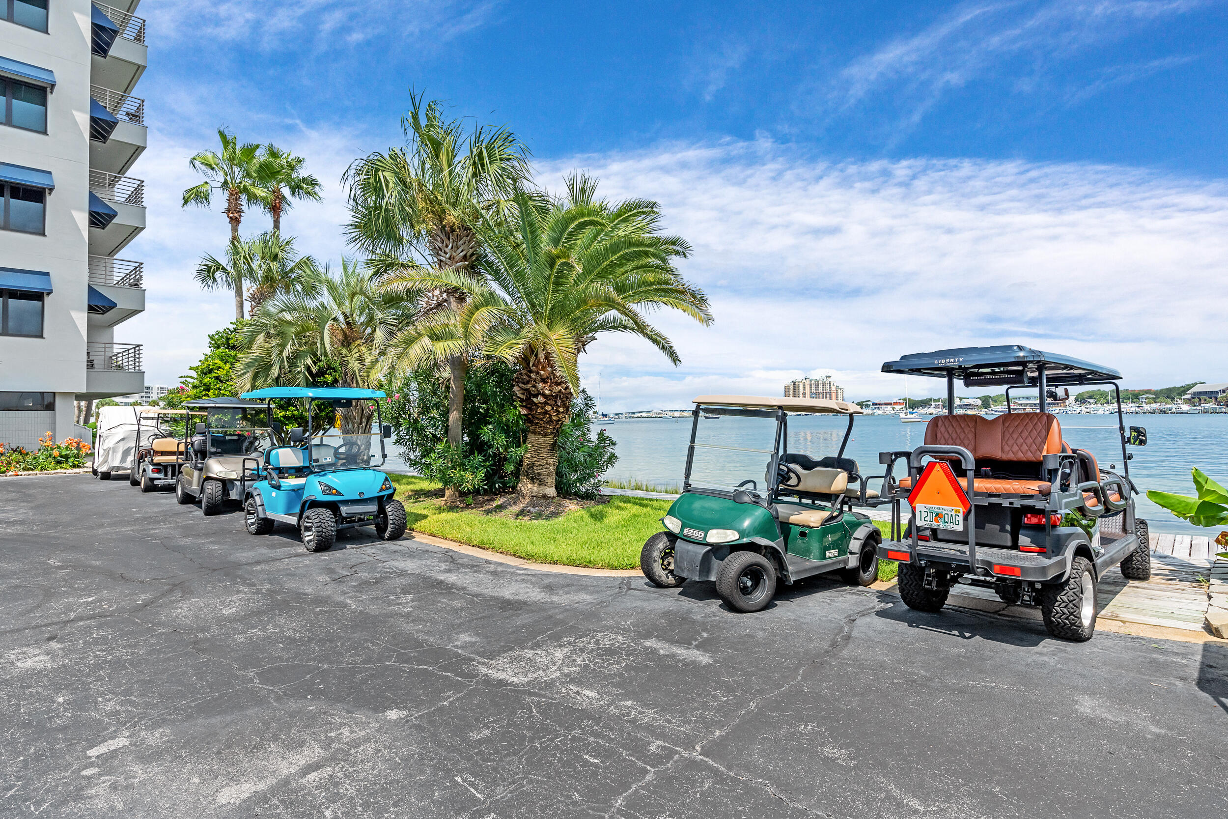 DESTIN HARBOR RESORT WEST - Residential
