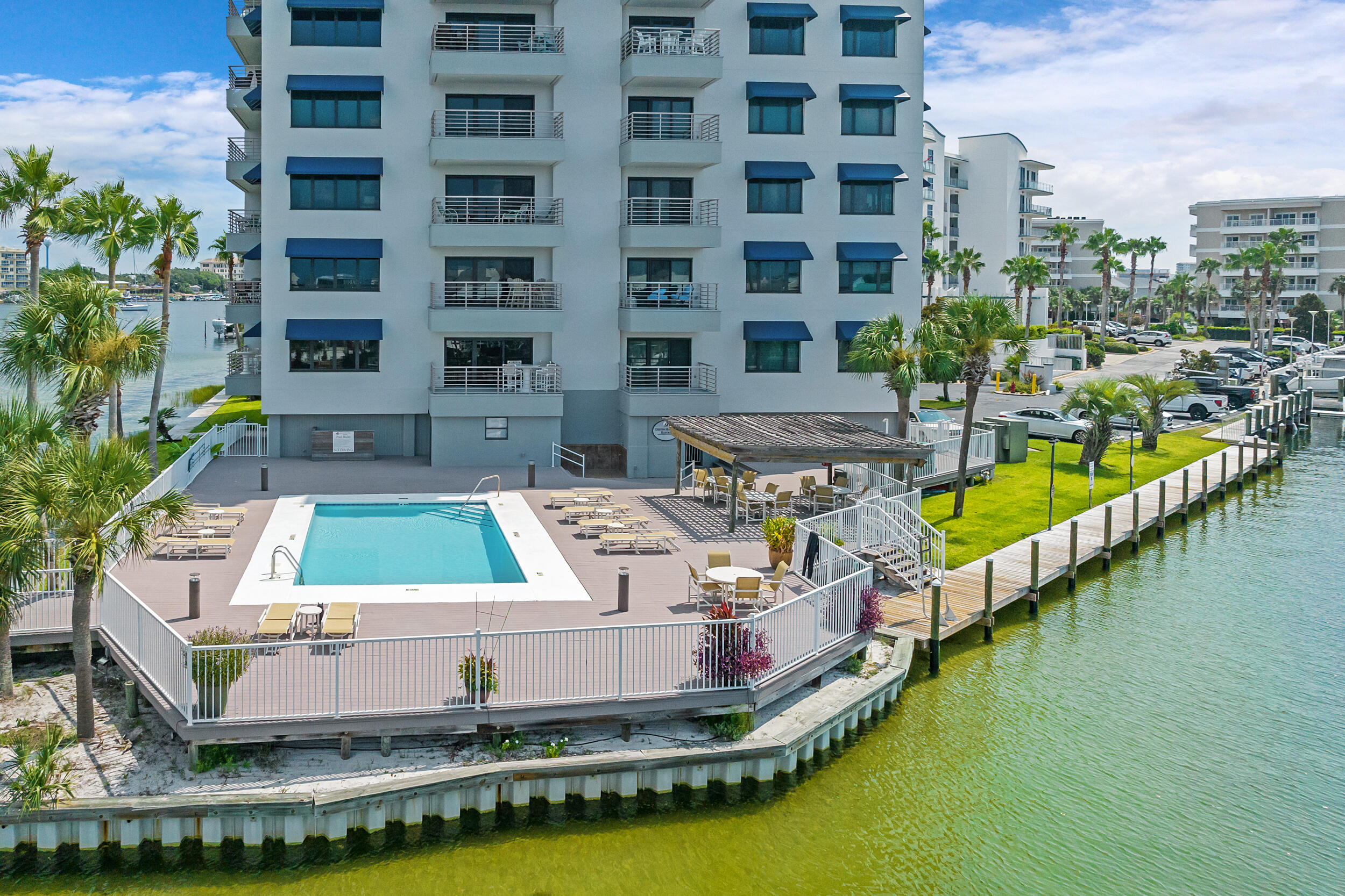 DESTIN HARBOR RESORT WEST - Residential