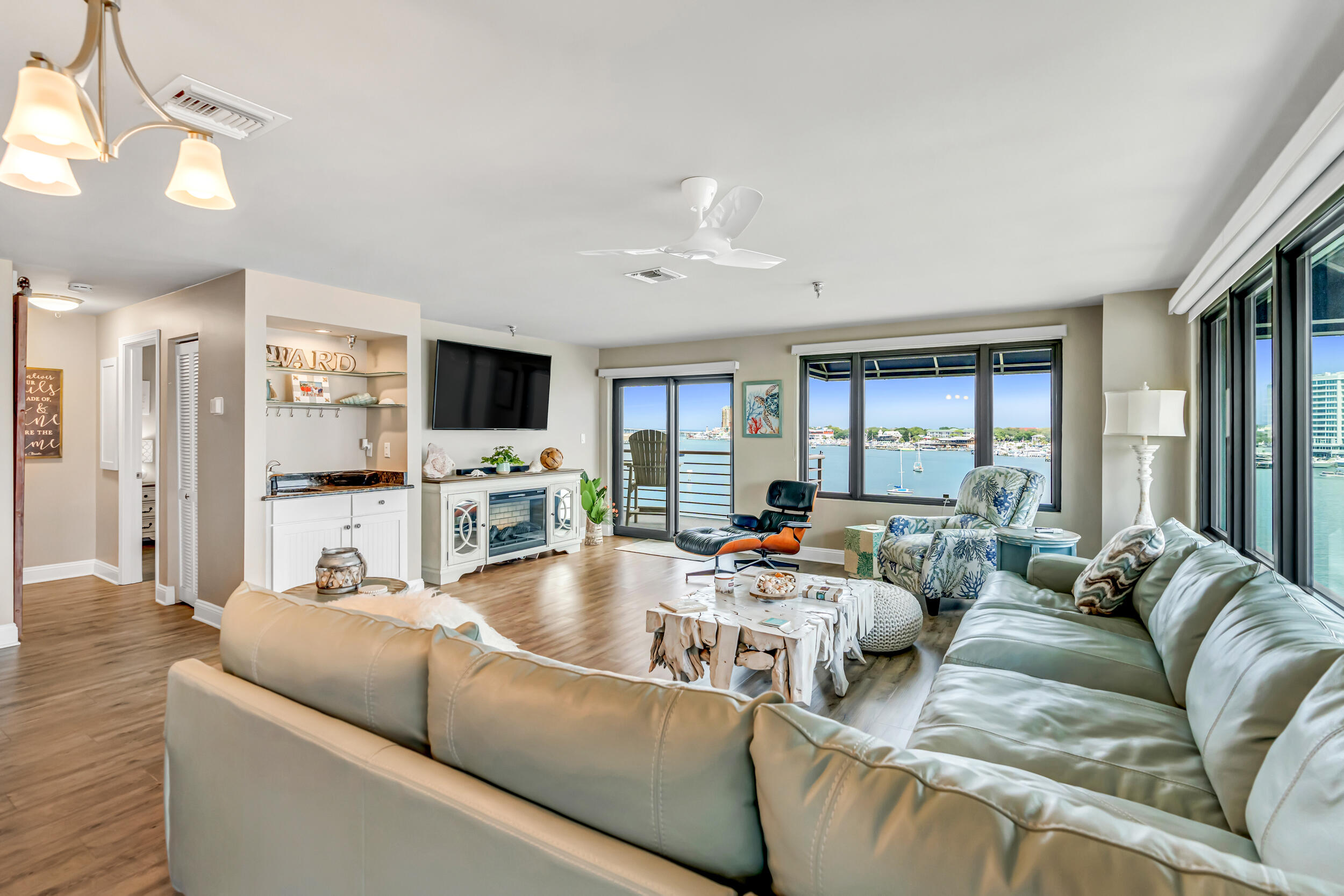 DESTIN HARBOR RESORT WEST - Residential